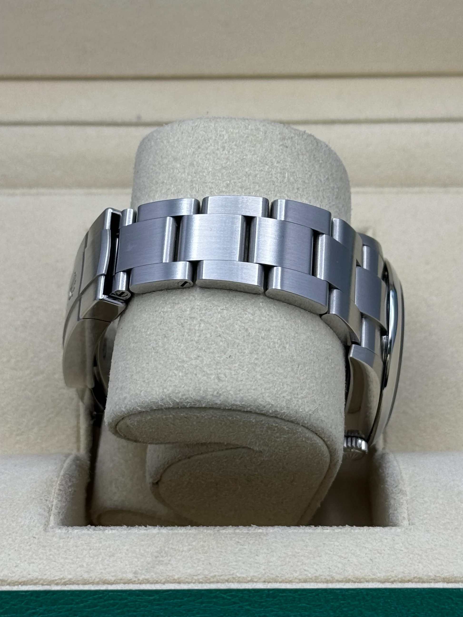 RLX Oyster Perpetual 34mm 124200 Black Dial Oyster Stainless Steel Bracelet Watch