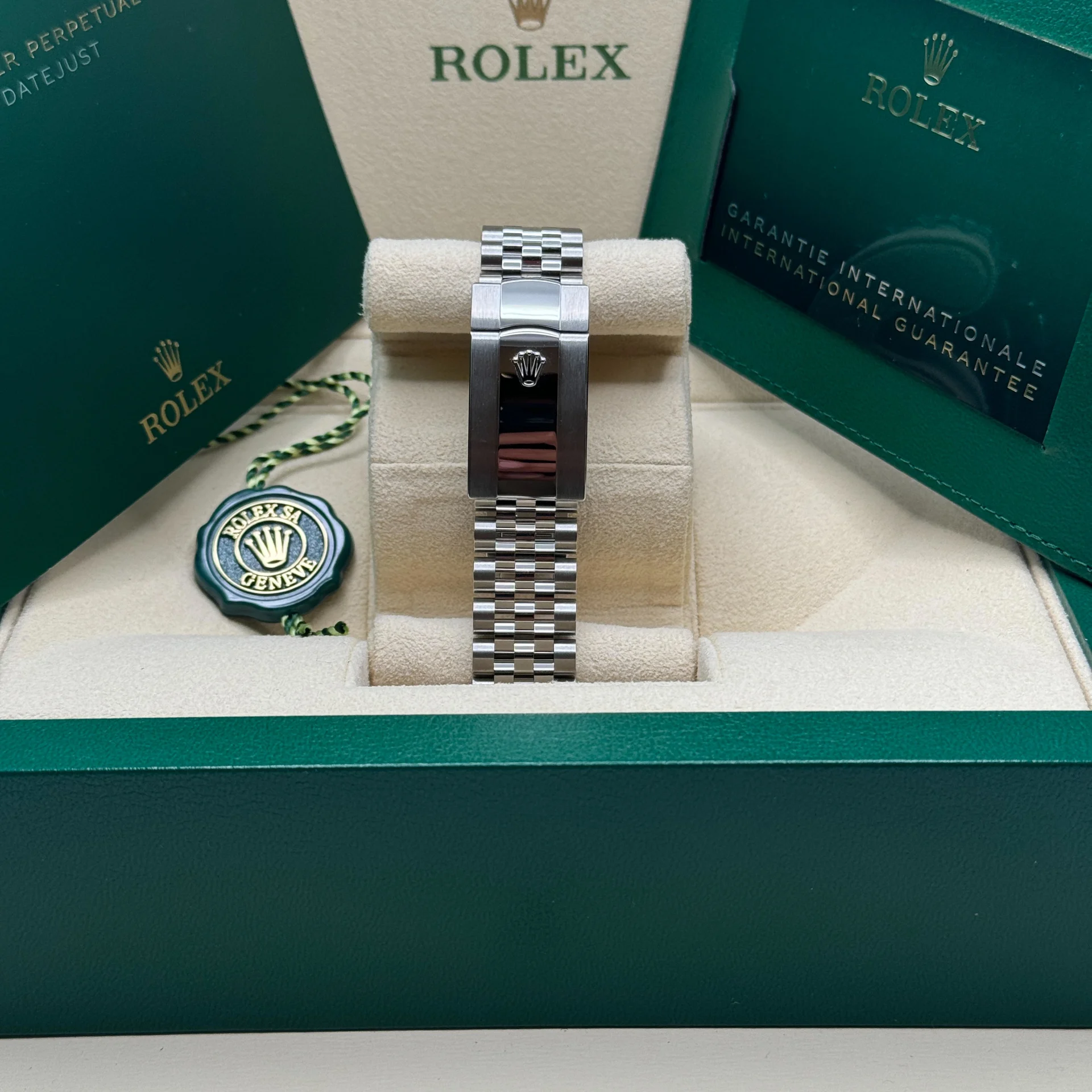 RLX  Datejust 36mm 126284 Pink Dial Jubilee Bracelet