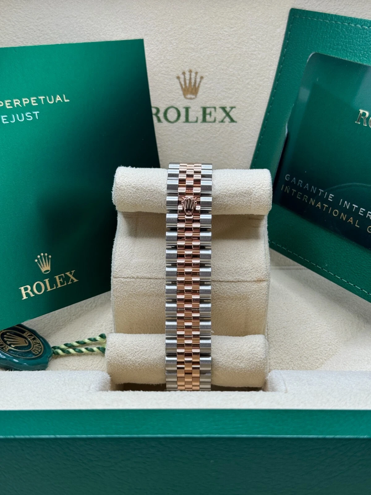 RLX Datejust m278271-0031/0032 Silver Floral Motif 31mm Dial Oyster Bracelet Watch