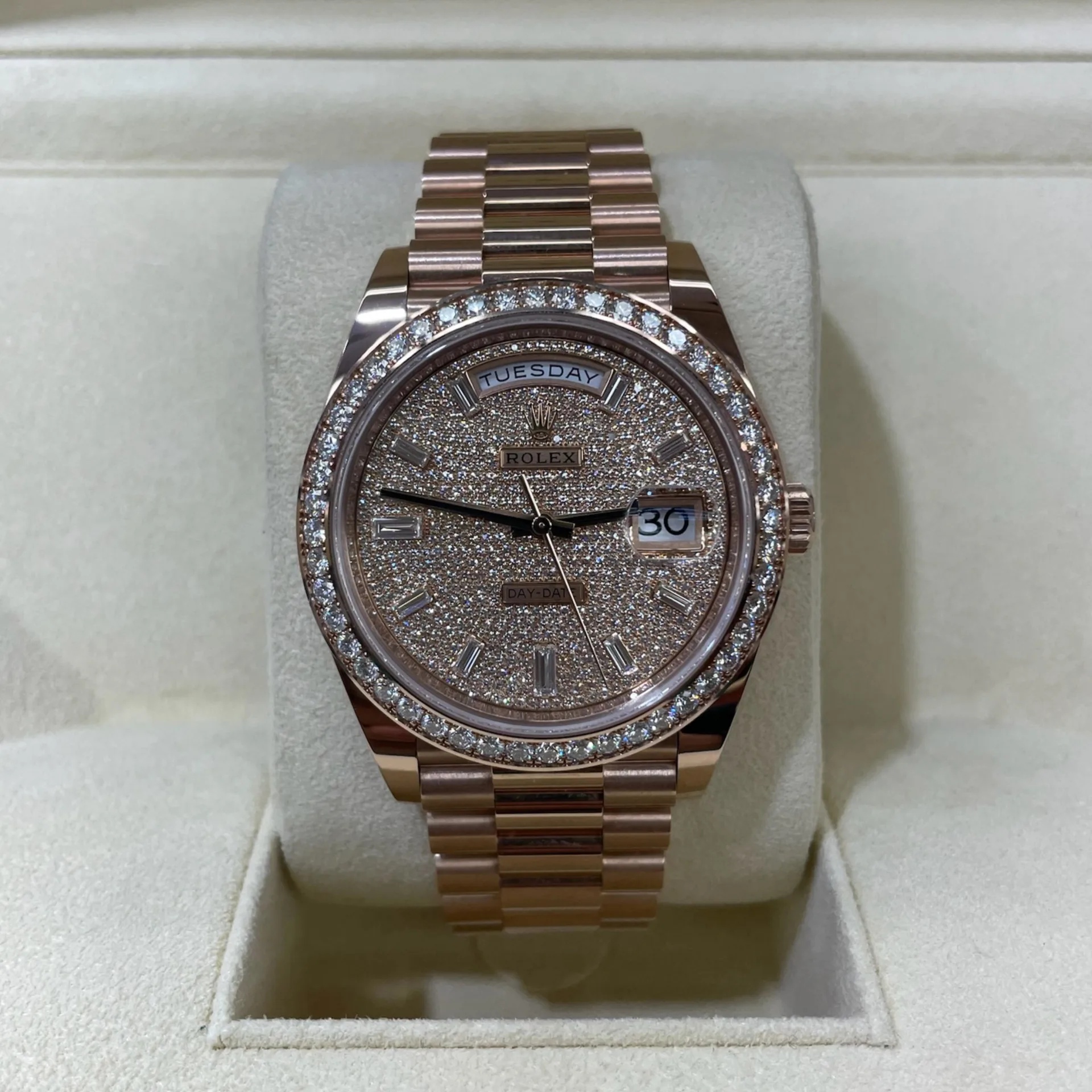 RLX  Day-Date 40mm Diamonds Paved Dial 228345rbr-0002