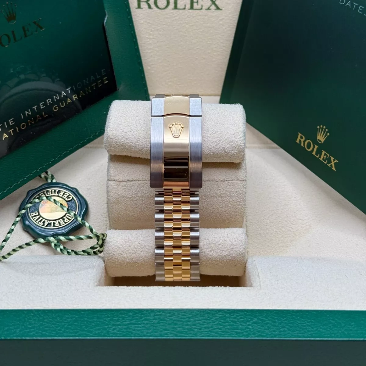 RLX  Datejust 36mm 126233 Champagne Dial Jubilee Bracelet Watch