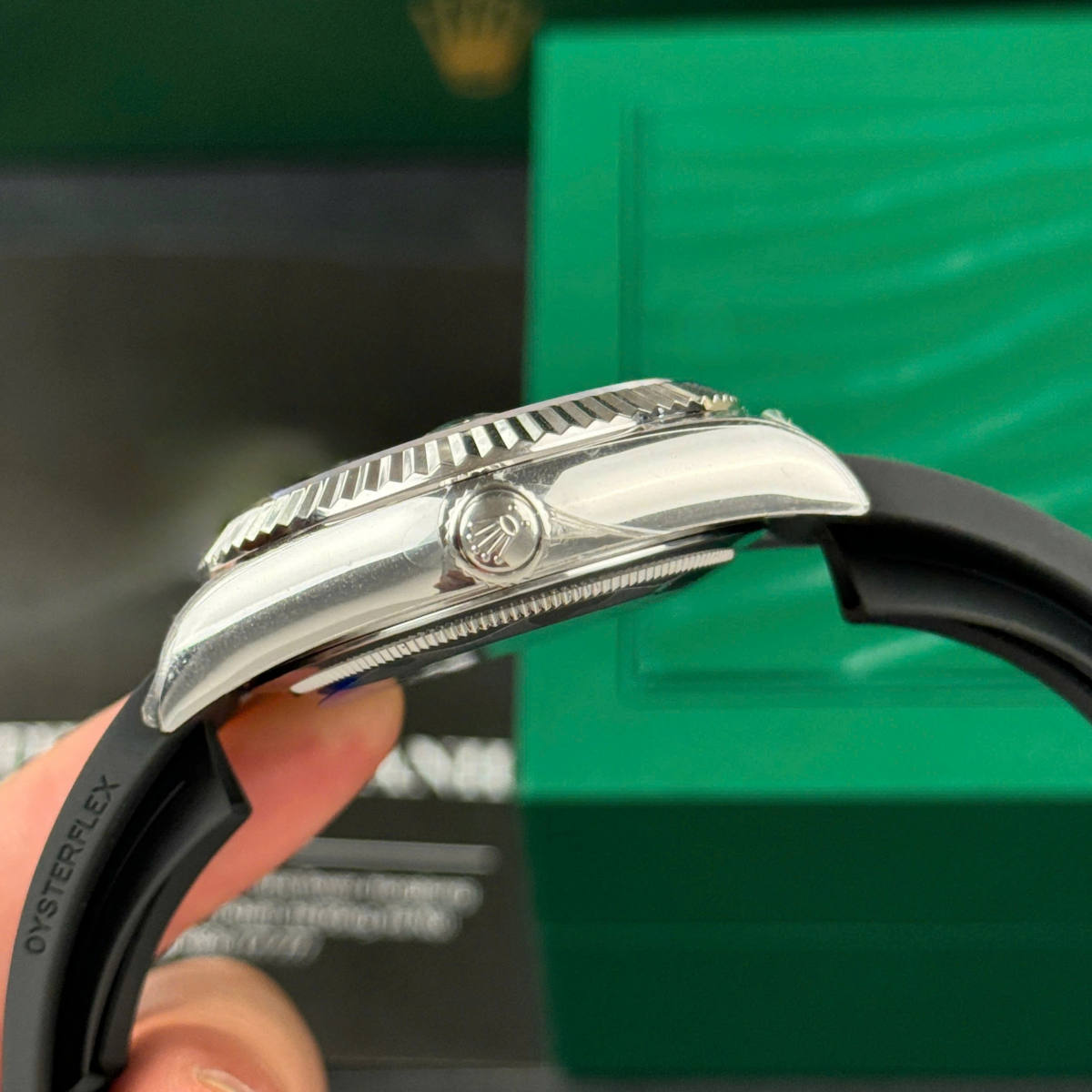 RLX  Sky-Dweller 42mm White Gold Black Dial Oysterflex - 336239