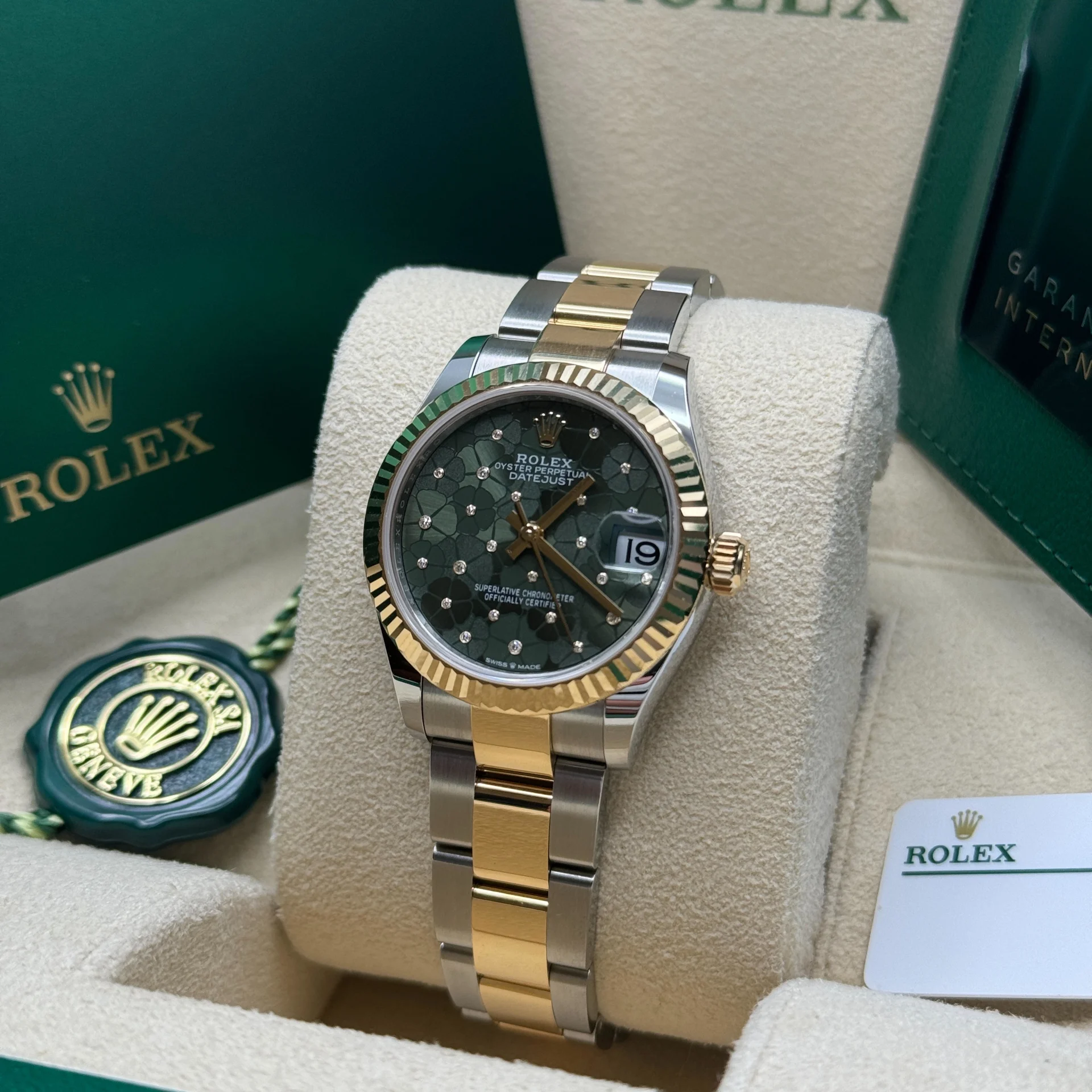 RLX Datejust m278273-0031/0032 31mm Olive Green Floral Motif Dial Stainless Steel and Yellow Gold Oyster Watch