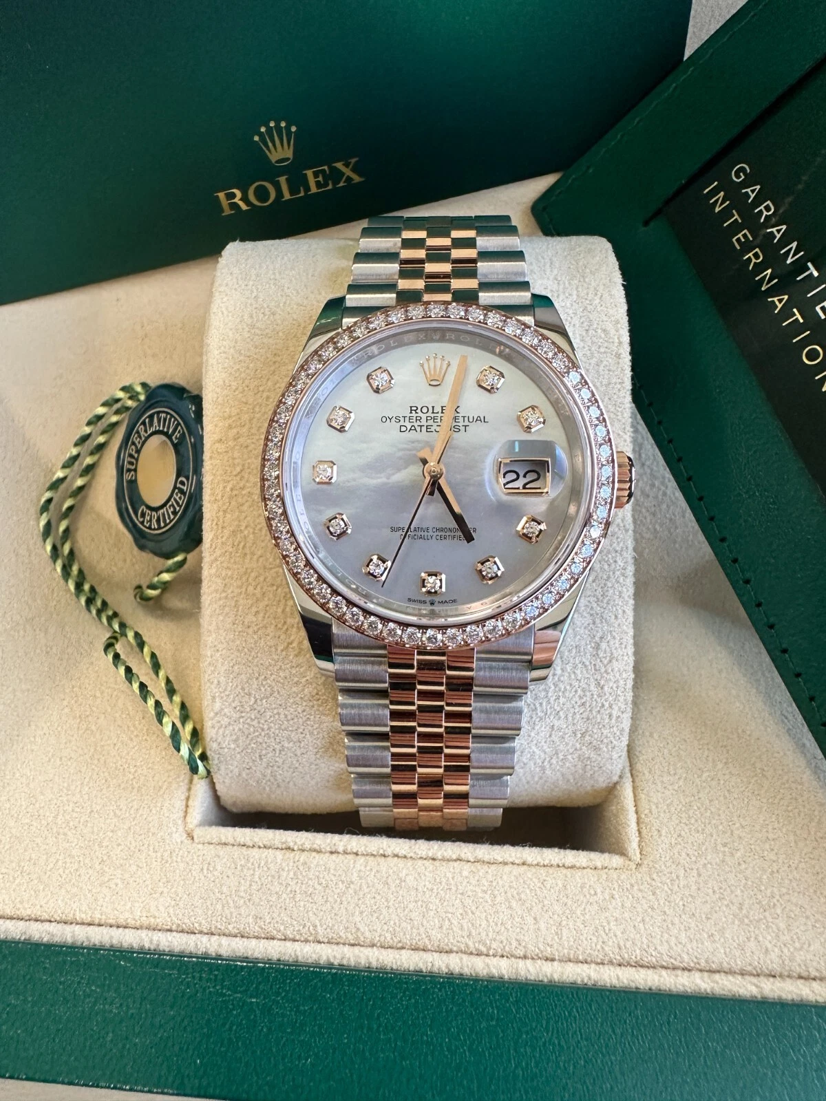 RLX  Datejust 36mm 126281 Mother-of-Pearl Dial Jubilee Bracelet
