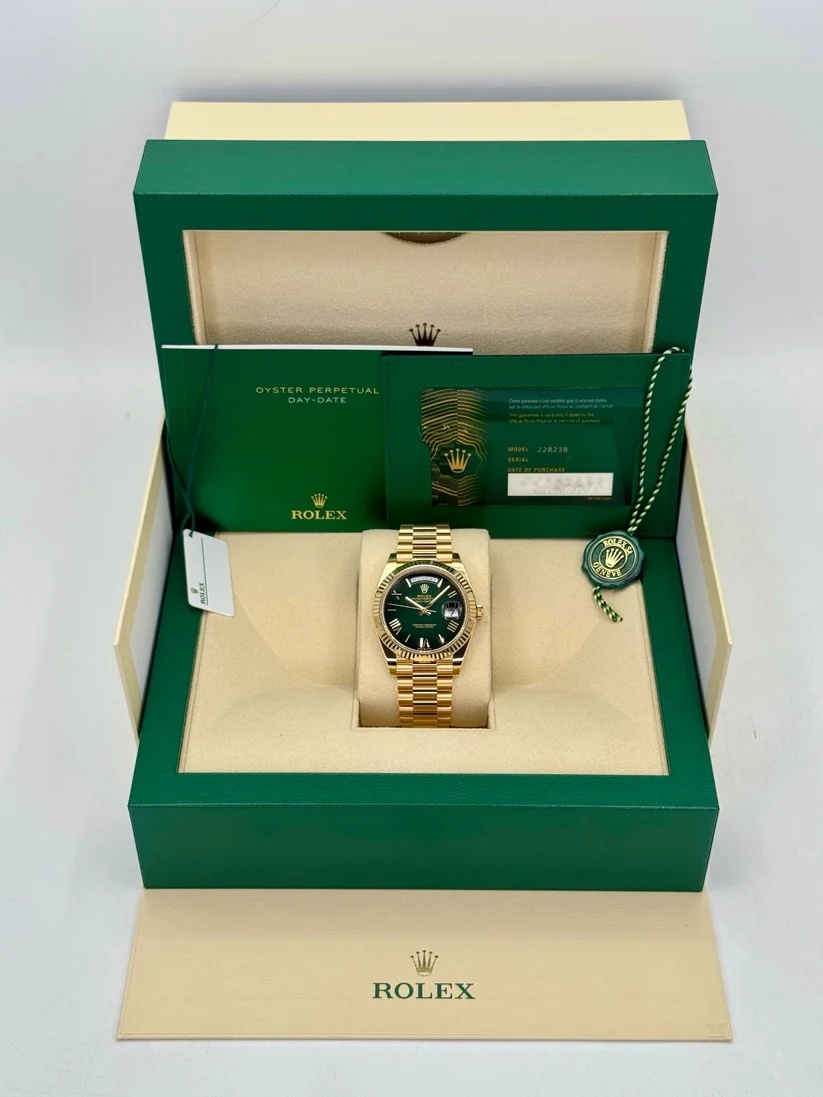 RLX  Yellow Gold President Day Date 40mm Green Roman Ombre Dial - 228238