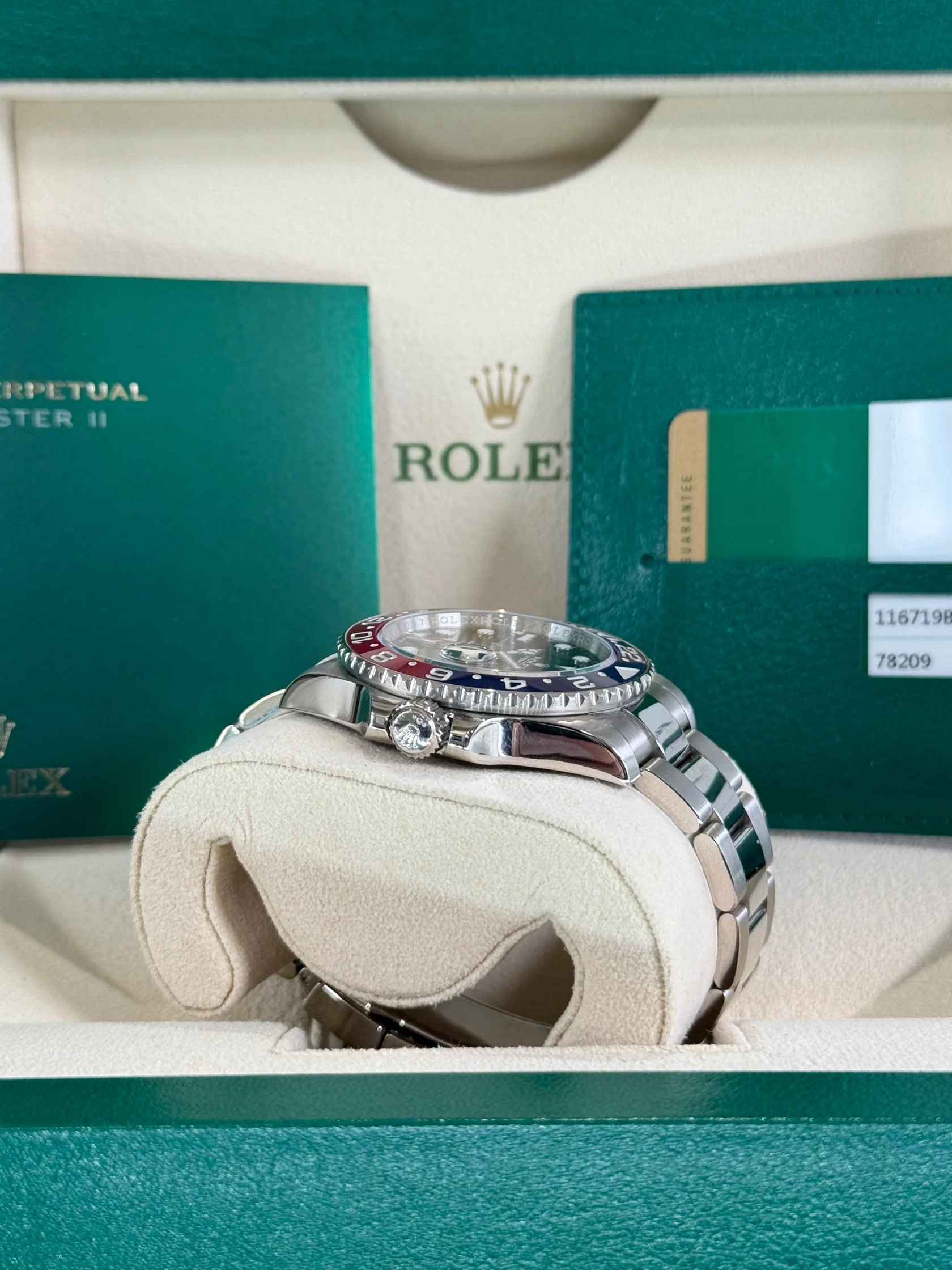 RLX  GMT-Master II 116719BLRO 40mm