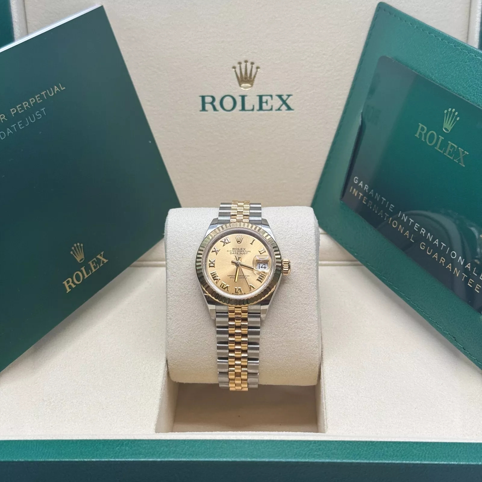 RLX Lady-Datejust 28mm 279173 Champagne Roman Dial Oyster Bracelet
