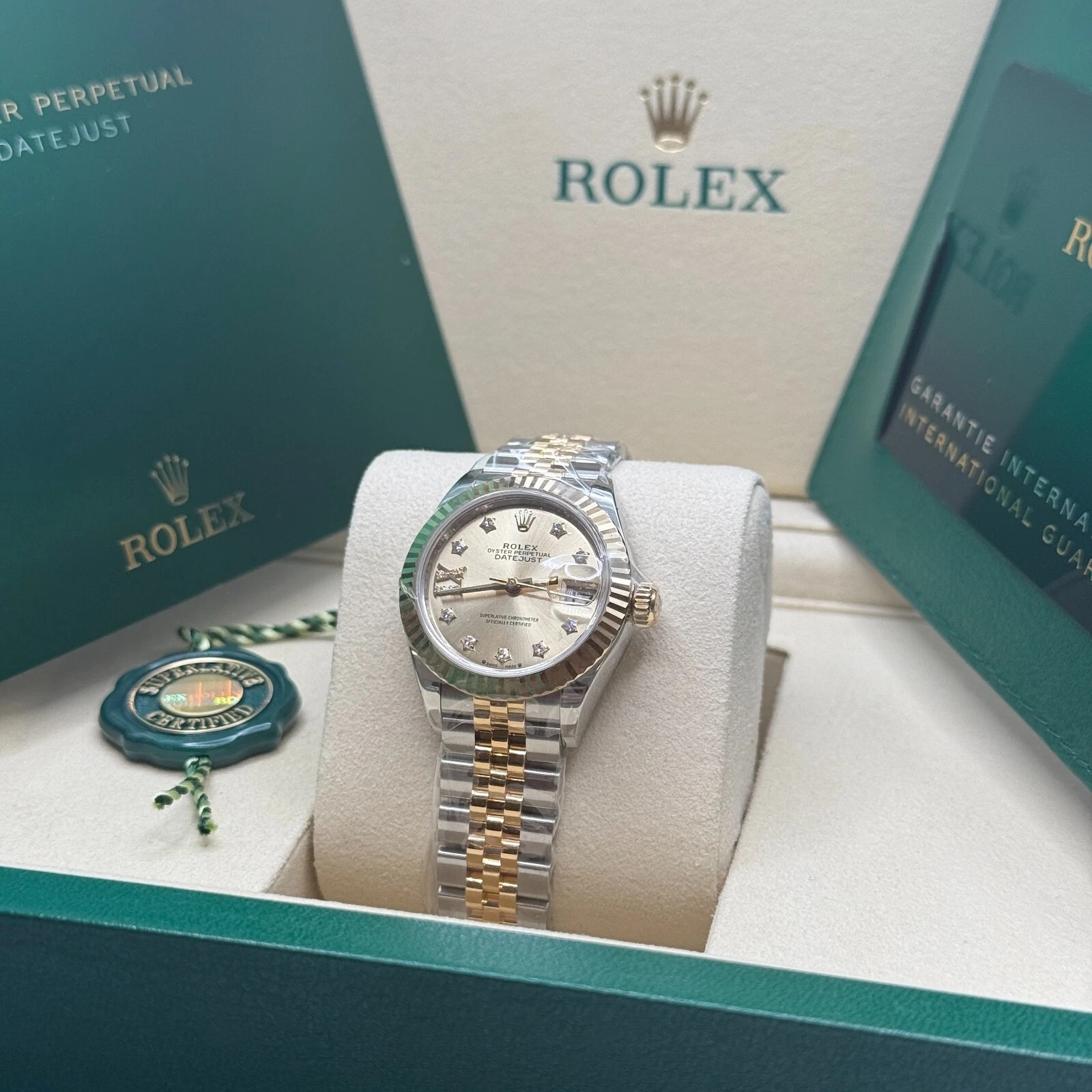 RLX Lady-Datejust 28mm 279173 Champagne Diamond Dial Oyster Bracelet