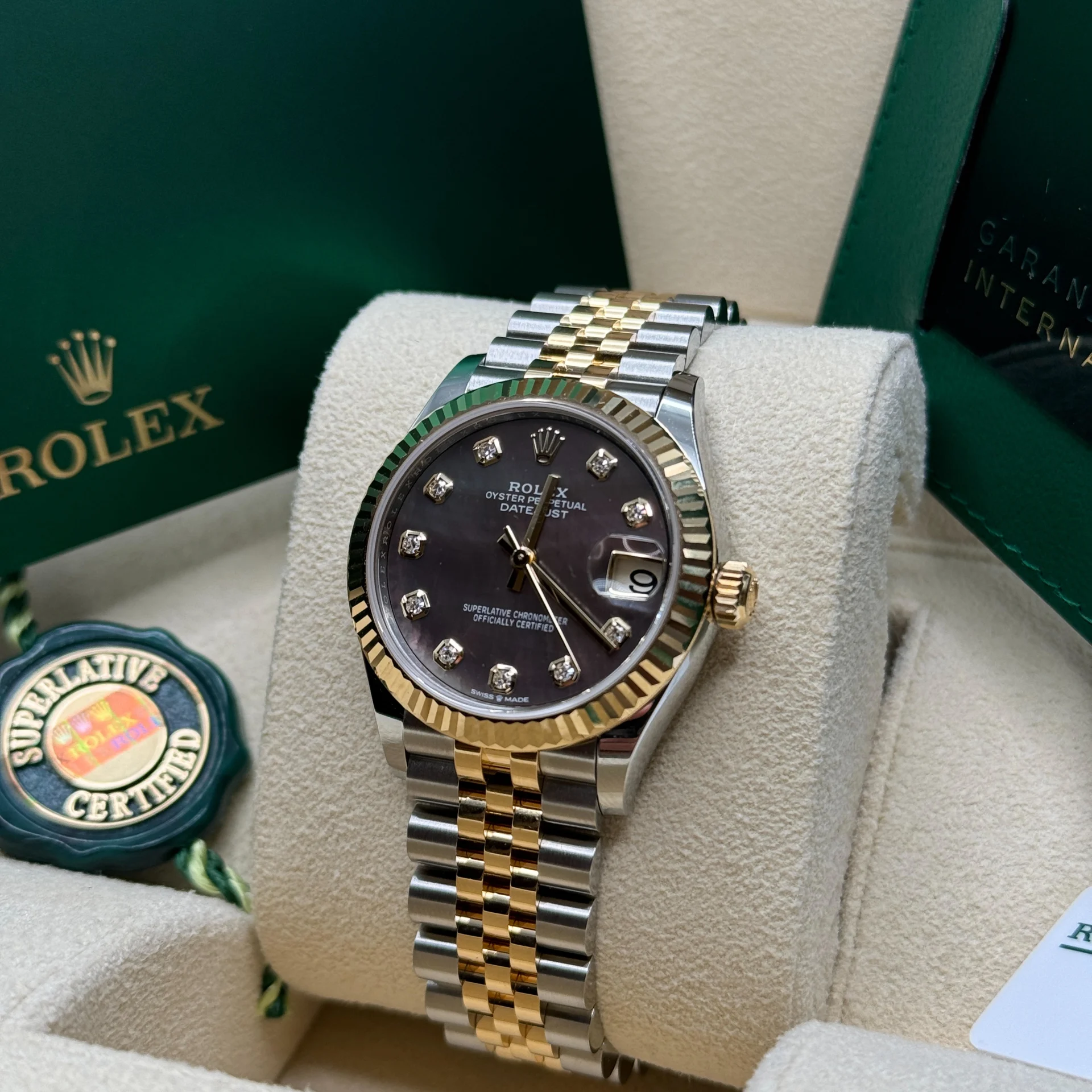 RLX Datejust m278273-0023/0024 31mm Black Mother-of-Pearl Dial Stainless Steel and Yellow Gold Oyster Watch