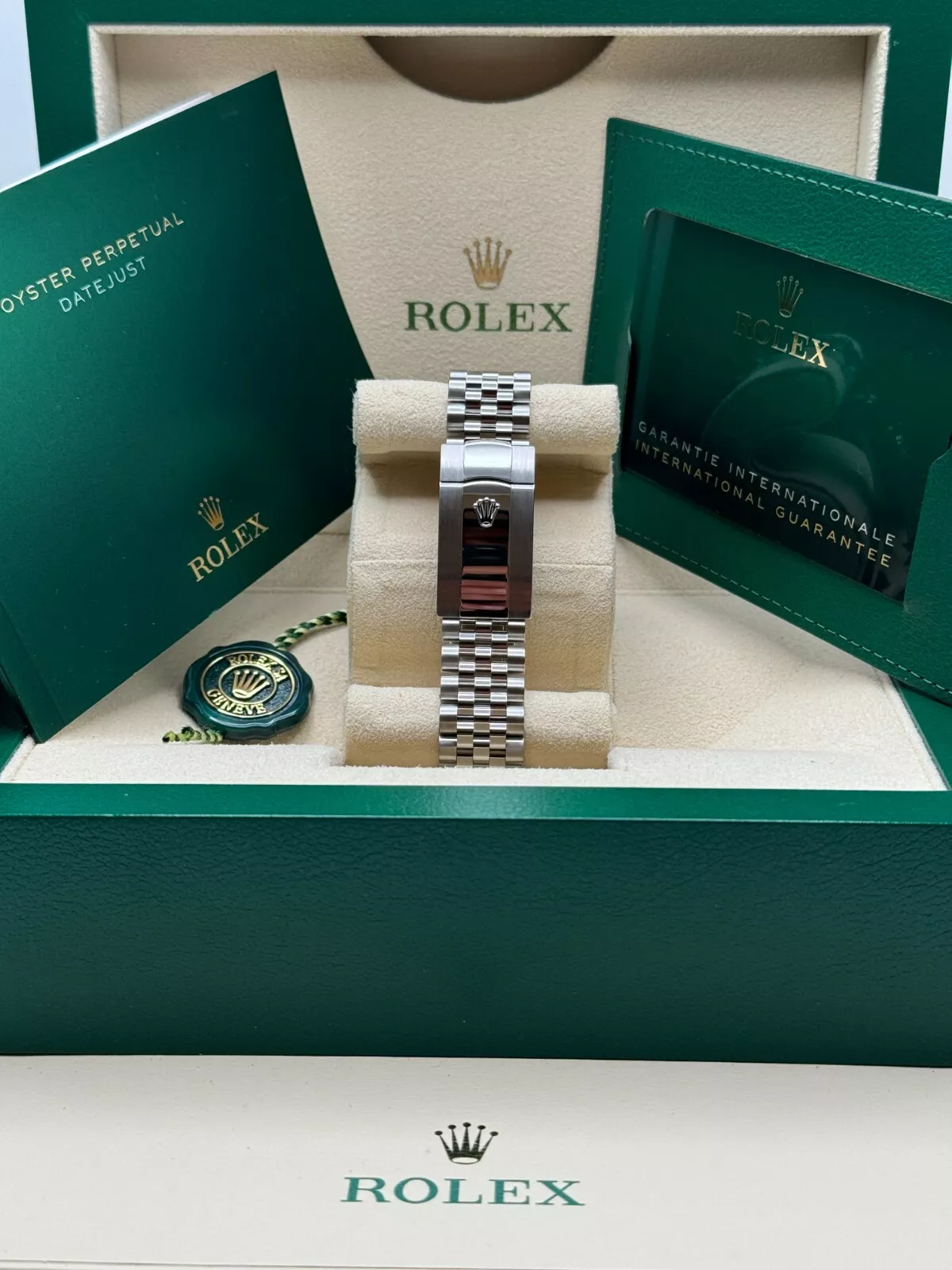 RLX  Datejust 36mm 126284 Blue Jubilee Diamond Dial & Diamond Bezel, Stainless Steel Oyster Bracelet Watch