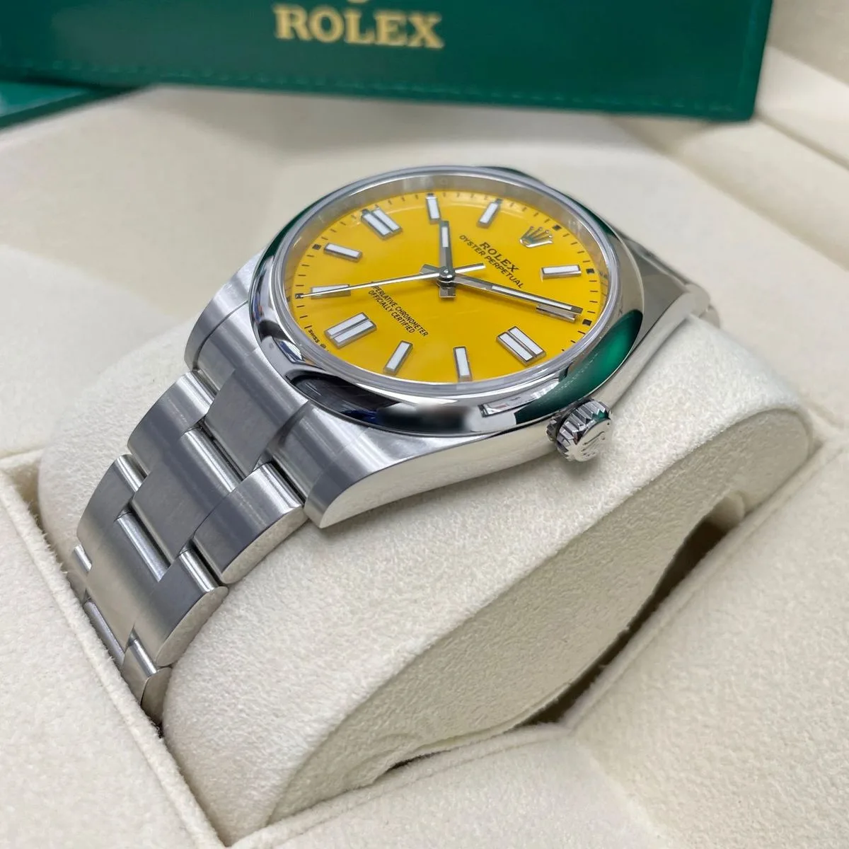 RLX Oyster Perpetual 41mm 124300-0004 Yellow Dial