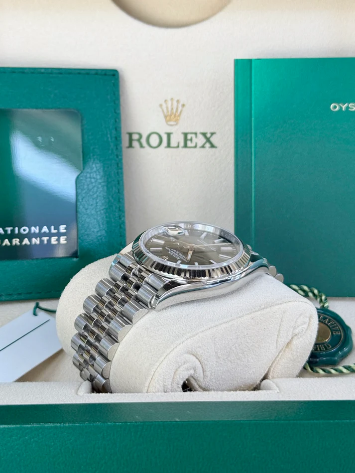 RLX  Datejust 36mm 126234 Olive Green Palm Motif Dial Jubilee Stainless Steel Watch