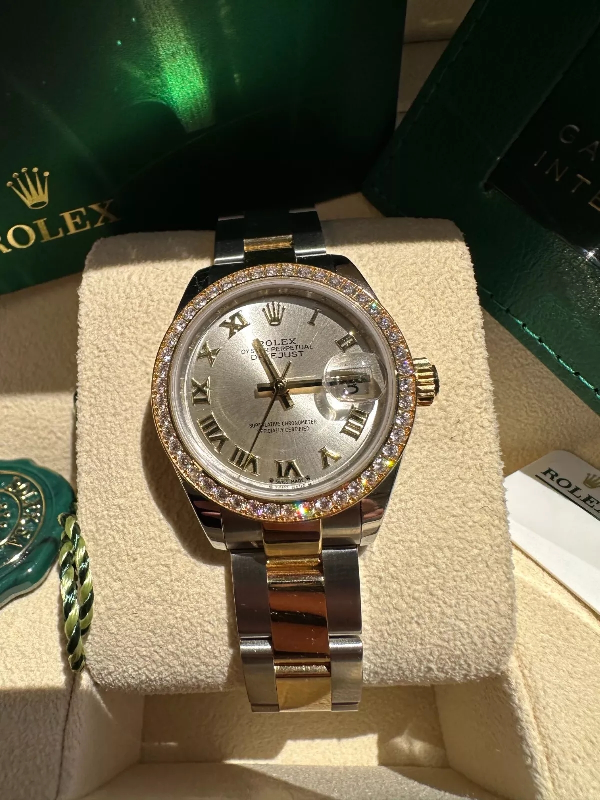 RLX Lady-Datejust 28mm 279383RBR Silver Roman Dial Yellow Rolesor Oyster Bracelet