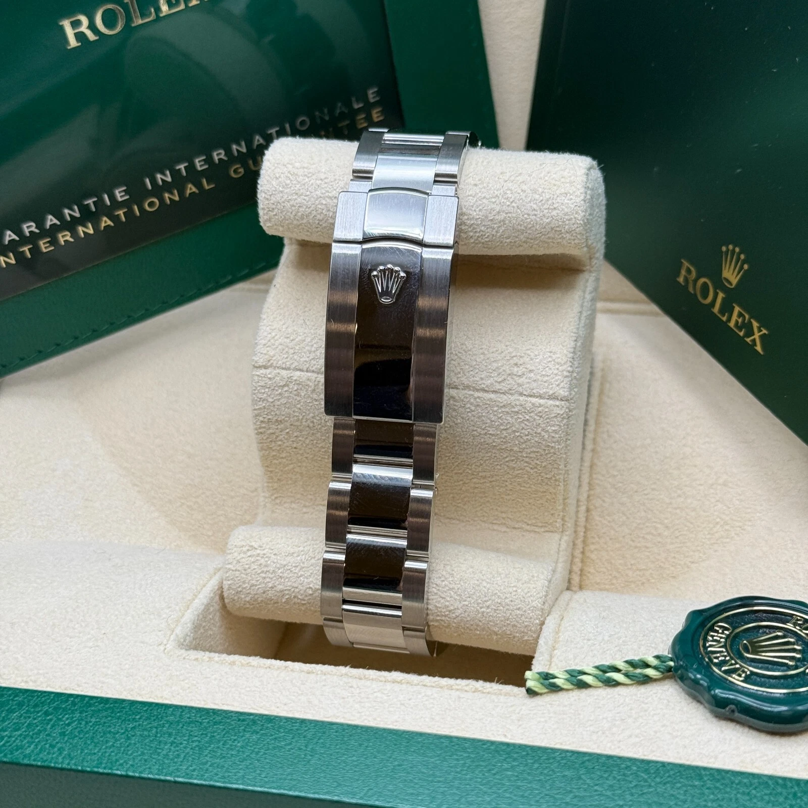 RLX  Datejust 41 Mother of Pearl Diamond Stainless Steel Fluted Oyster - 126334