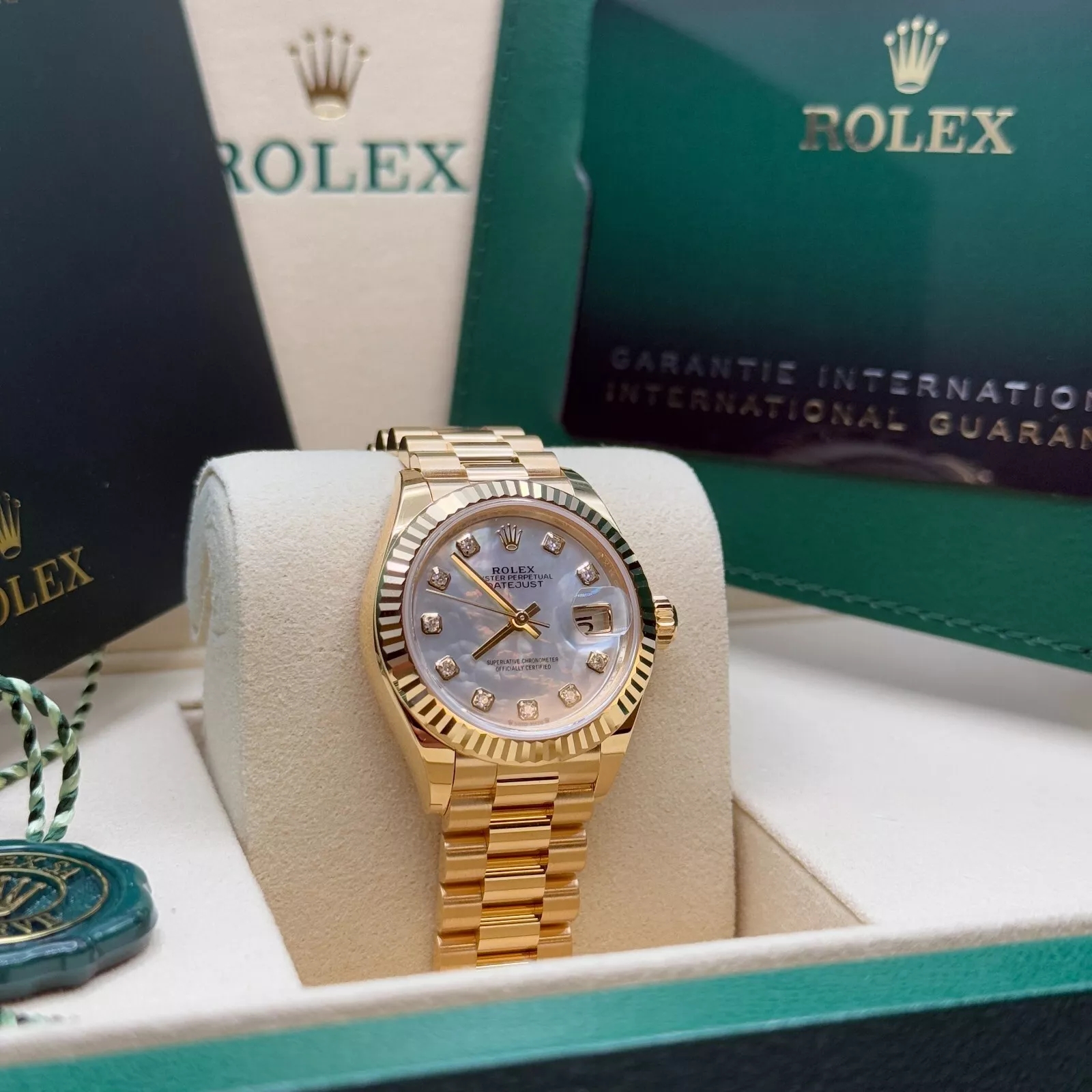 RLX Lady-Datejust 28mm 279178 Mother-of-Pearl Diamonds Dial