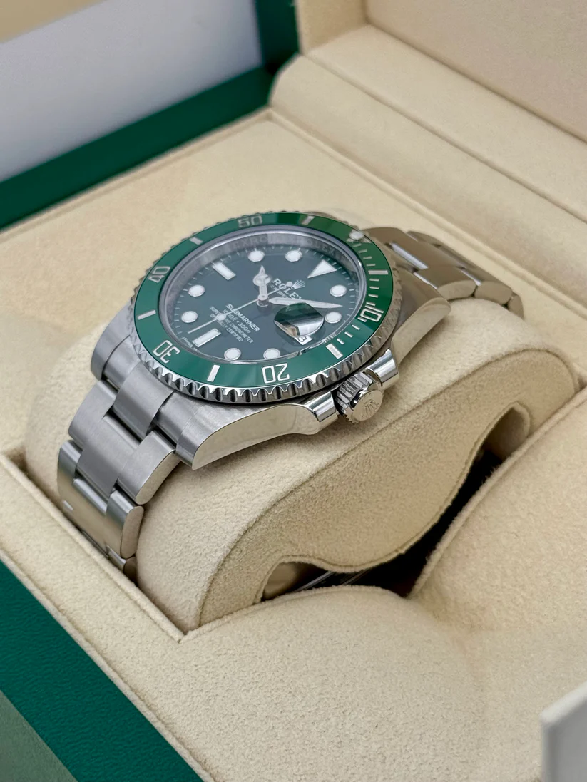 Rolex Submariner 40mm 116610LV