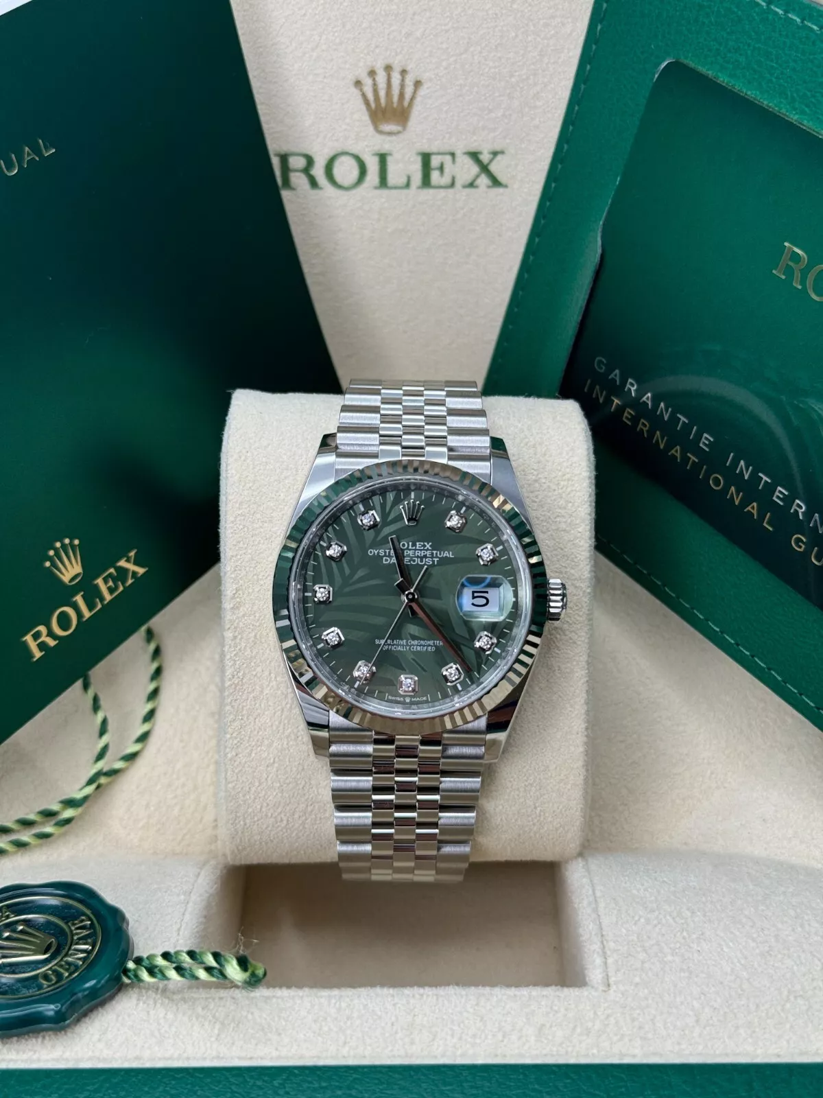 RLX  Datejust 36mm 126234 Olive Green Palm Motif Diamond Dial Jubilee Stainless Steel Watch