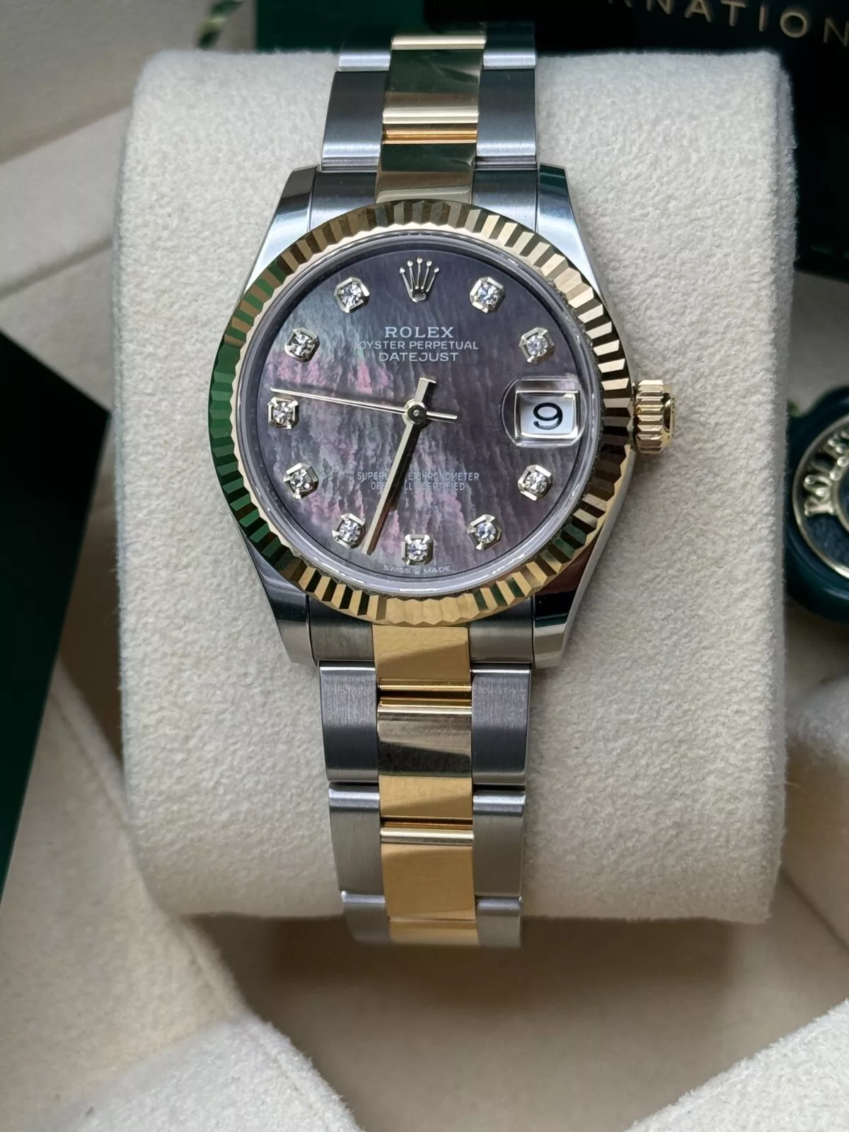 RLX Datejust m278273-0023/0024 31mm Black Mother-of-Pearl Dial Stainless Steel and Yellow Gold Oyster Watch