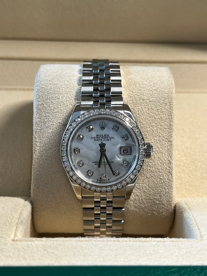 RLX Lady-Datejust 28mm 279384RBR White Mother-of-Pearl Dial Oyster Bracelet