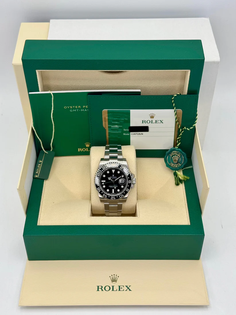 Rolex GMT-Master II 116710LN 40mm