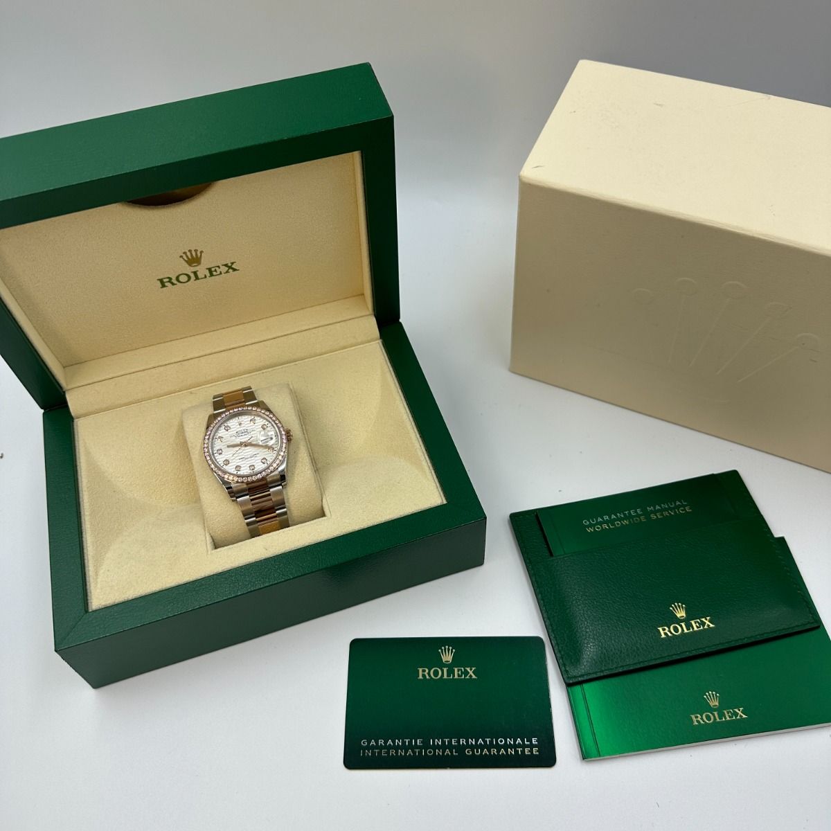 RLX  Datejust 36mm 126281 Silver Palm Index Dial Jubilee Bracelet