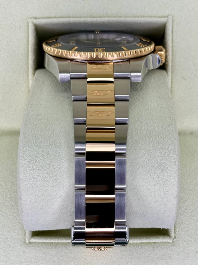 Rolex Submariner 40mm 116613LN