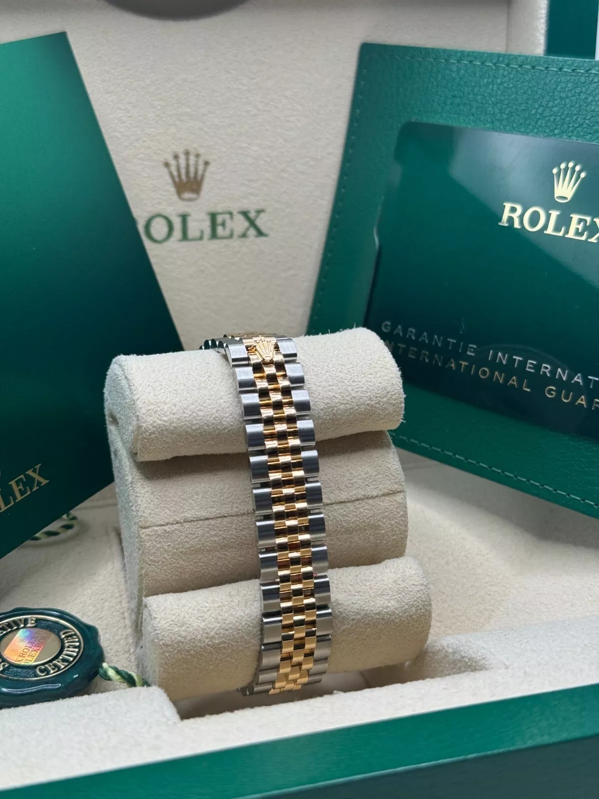 RLX Lady-Datejust 28mm 279383RBR Champagne Dial Yellow Rolesor Oyster Bracelet