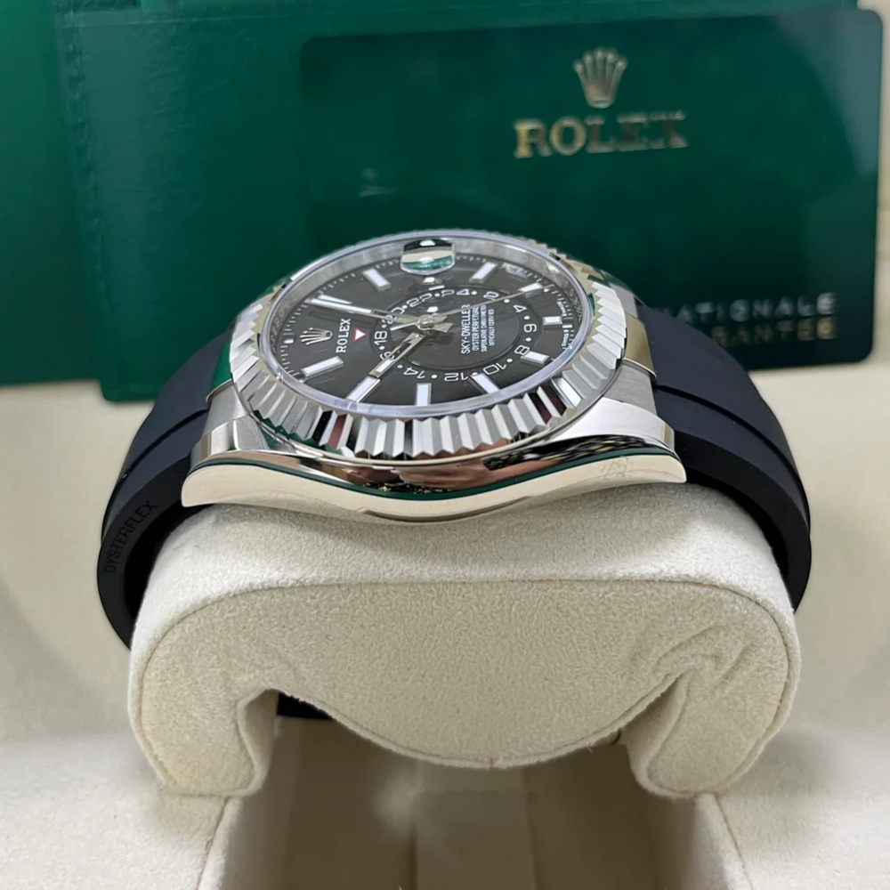 RLX  Sky-Dweller 42mm White Gold Black Dial Oysterflex - 336239