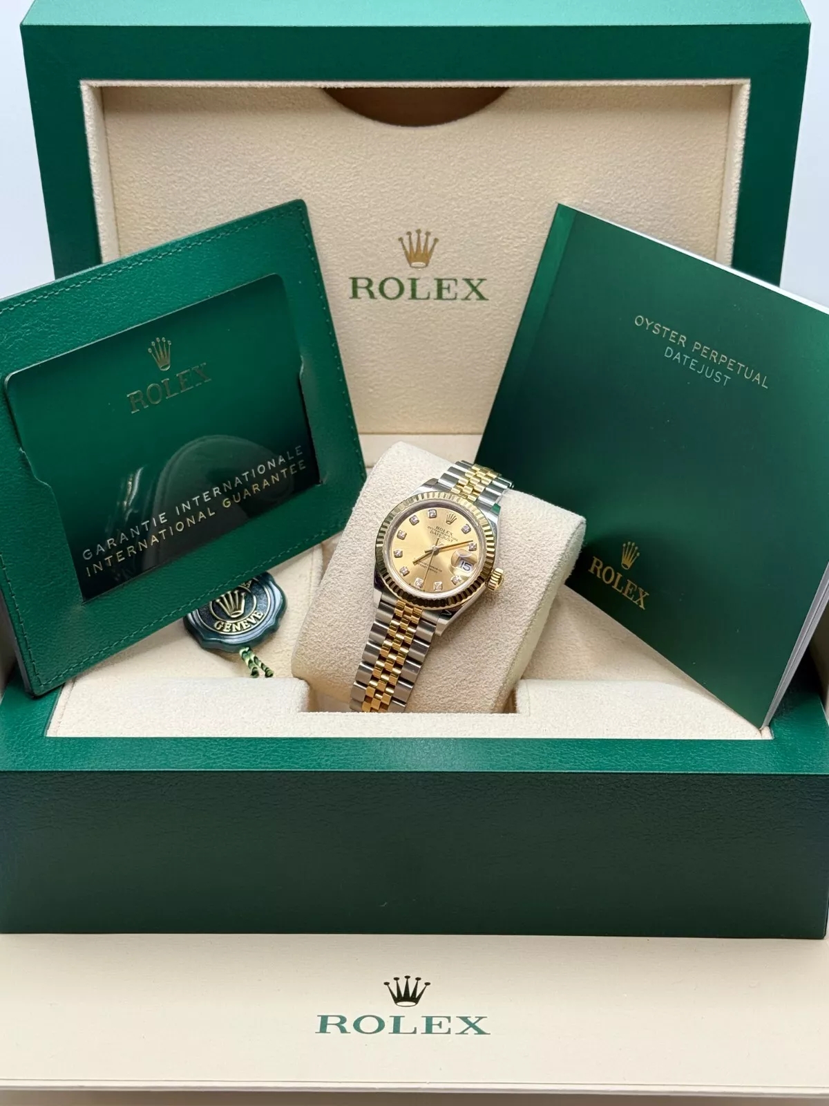 RLX Lady-Datejust 28mm 279173 Champagne Diamond Dial Oyster Bracelet