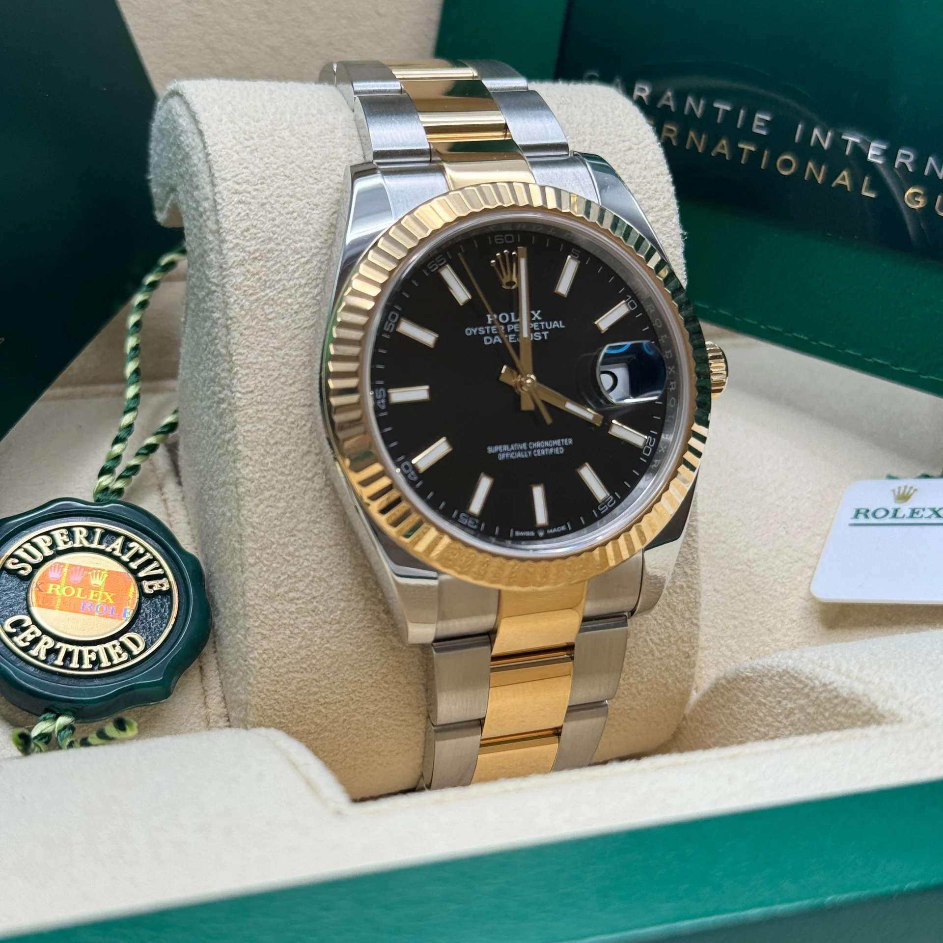 RLX  Datejust 41mm Two-Tone Yellow Gold Fluted Bezel Black Index Dial Jubilee - 126333