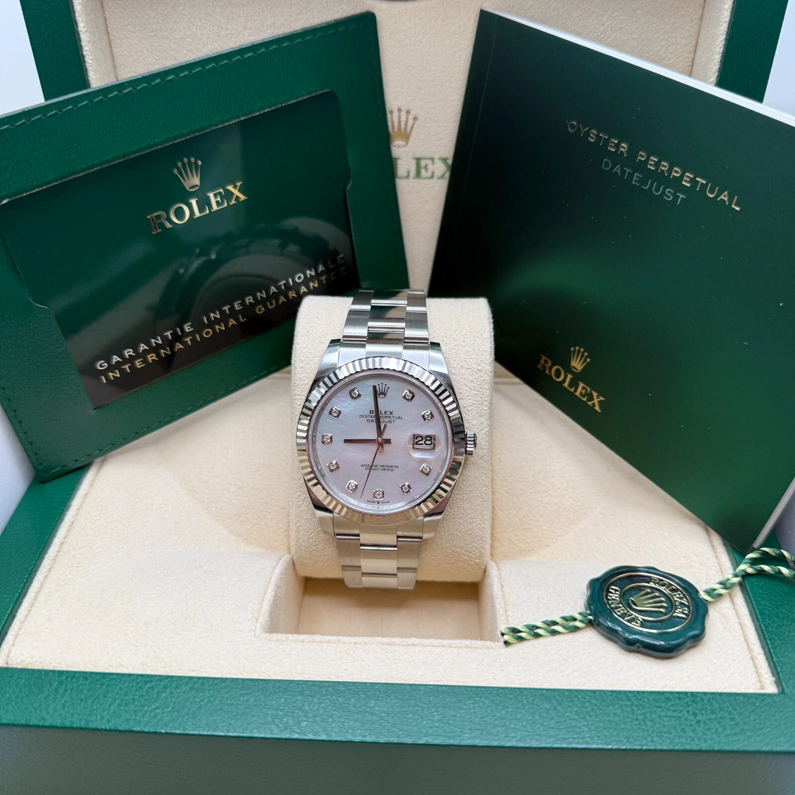 RLX  Datejust 41 Mother of Pearl Diamond Stainless Steel Fluted Oyster - 126334