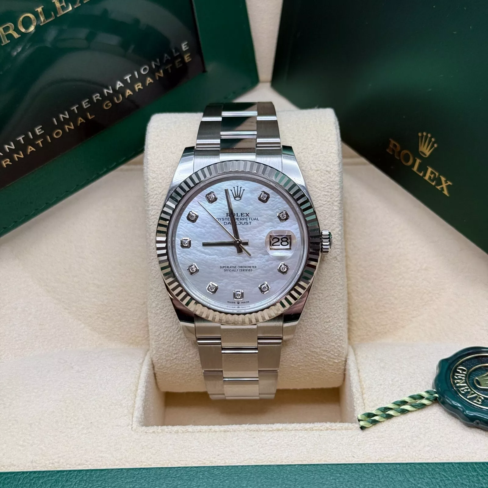 RLX  Datejust 41 Mother of Pearl Diamond Stainless Steel Fluted Oyster - 126334