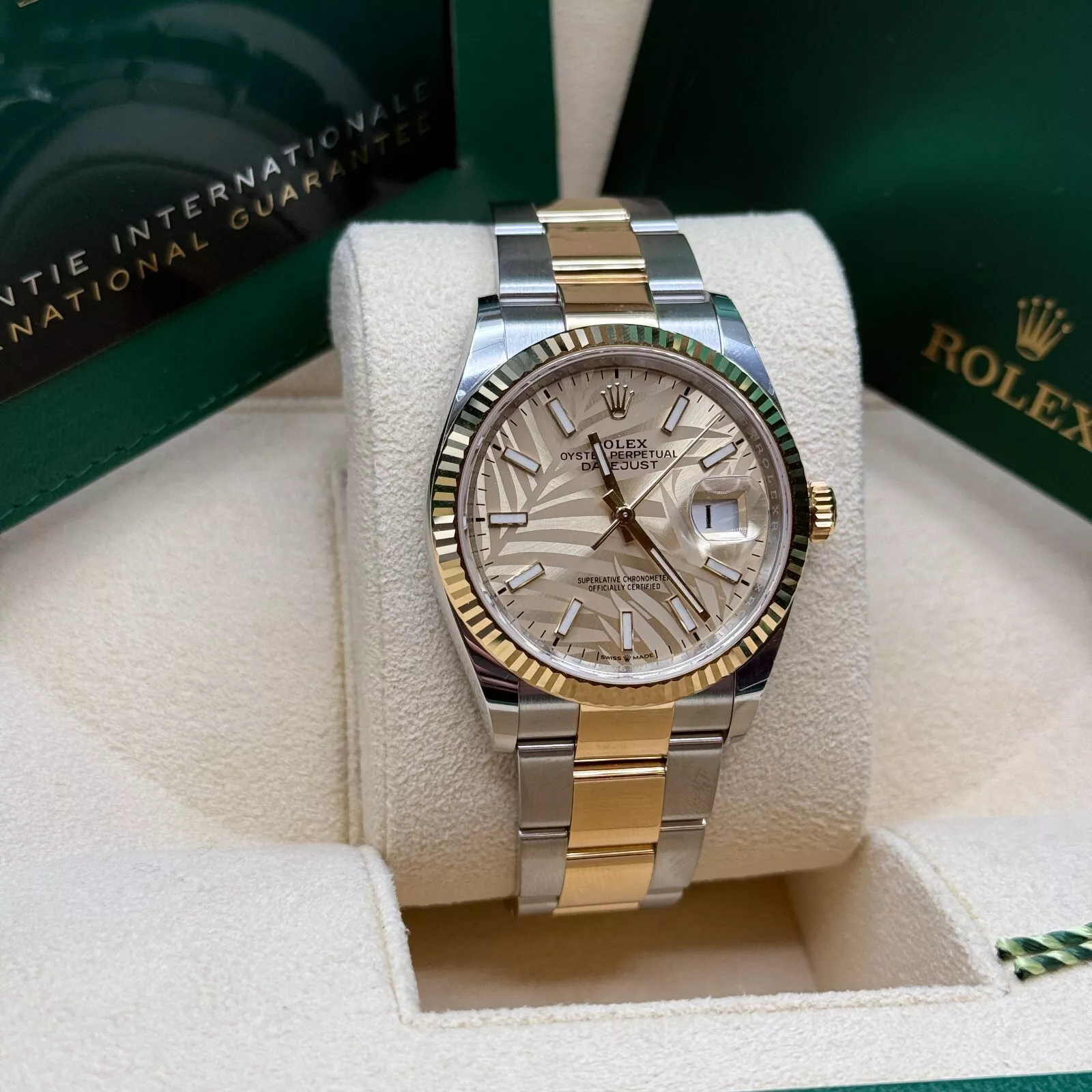 RLX  Datejust 36mm 126233 Golden Palm Motif Dial Jubilee Bracelet Watch
