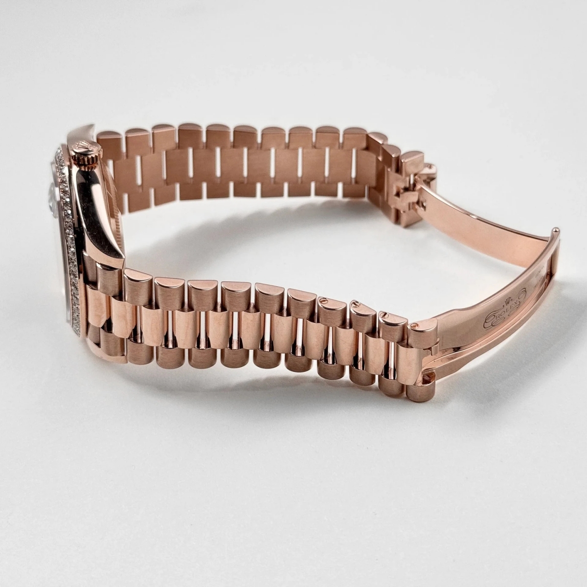 RLX  Day-Date 40mm Eisenkiesel / Diamonds Dial 228345rbr-0016