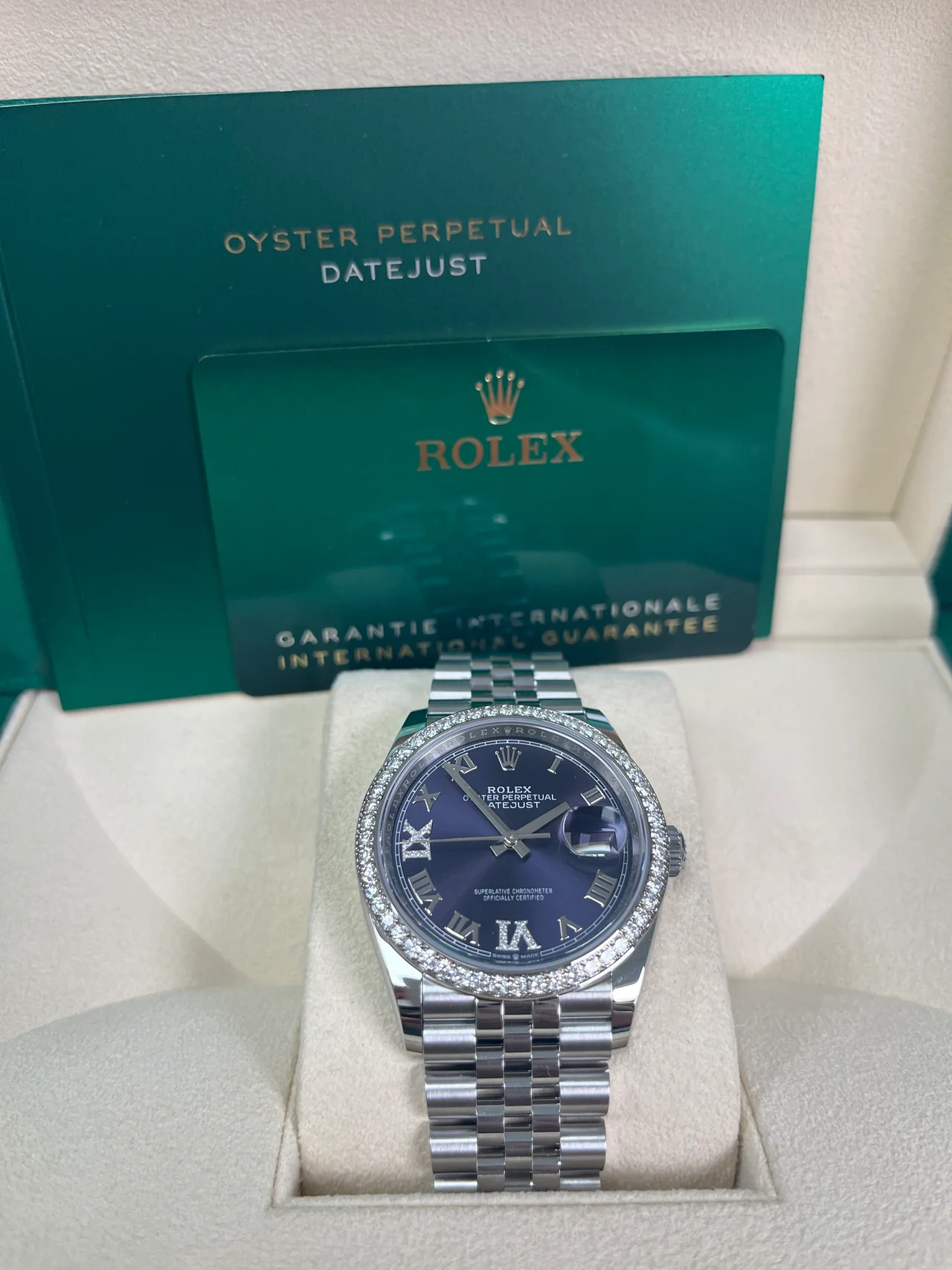 RLX  Datejust 36mm 126284 Aubergine Dial Jubilee Bracelet