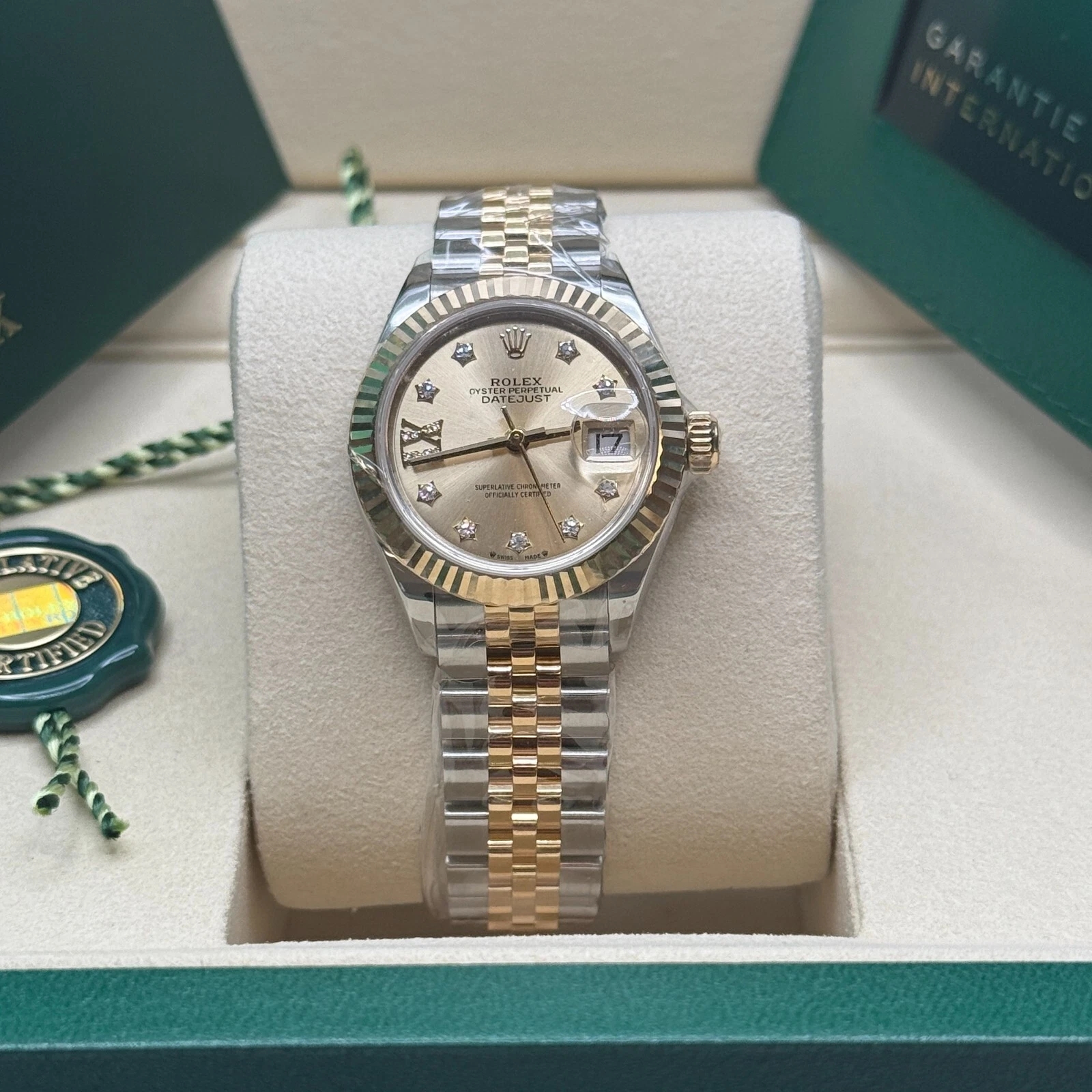 RLX Lady-Datejust 28mm 279173 Champagne Diamond Dial Oyster Bracelet