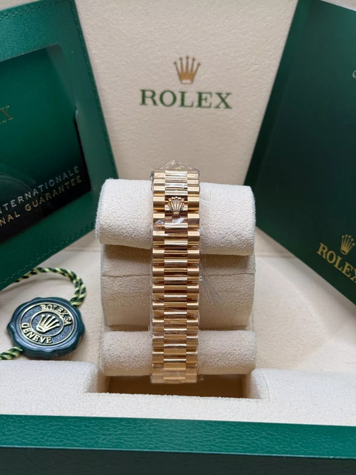 RLX Datejust m278278-0010 Mother-of-Pearl 31mm Dial President Bracelet Watch