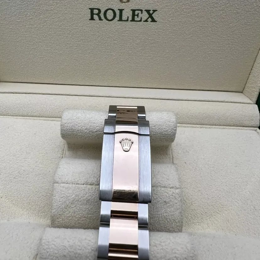 RLX  Datejust 36mm 126231 Rose Dial Oyster Bracelet