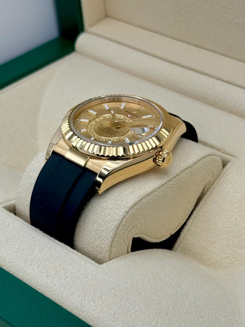 RLX  Sky-Dweller 42mm Yellow Gold Champagne Dial Oysterflex - 336238