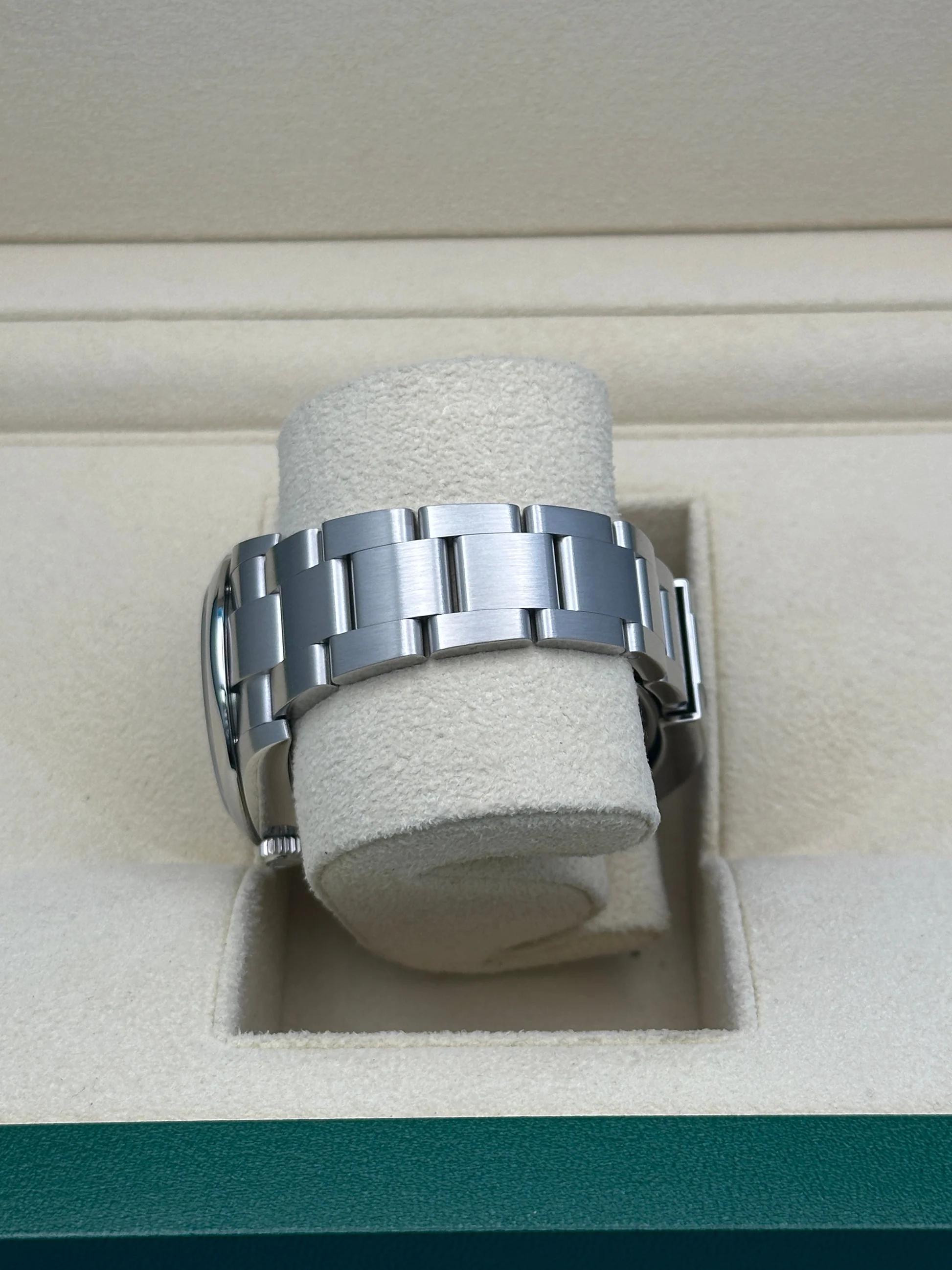 RLX Oyster Perpetual 34mm 124200-0001 Silver Dial Oyster Stainless Steel Bracelet