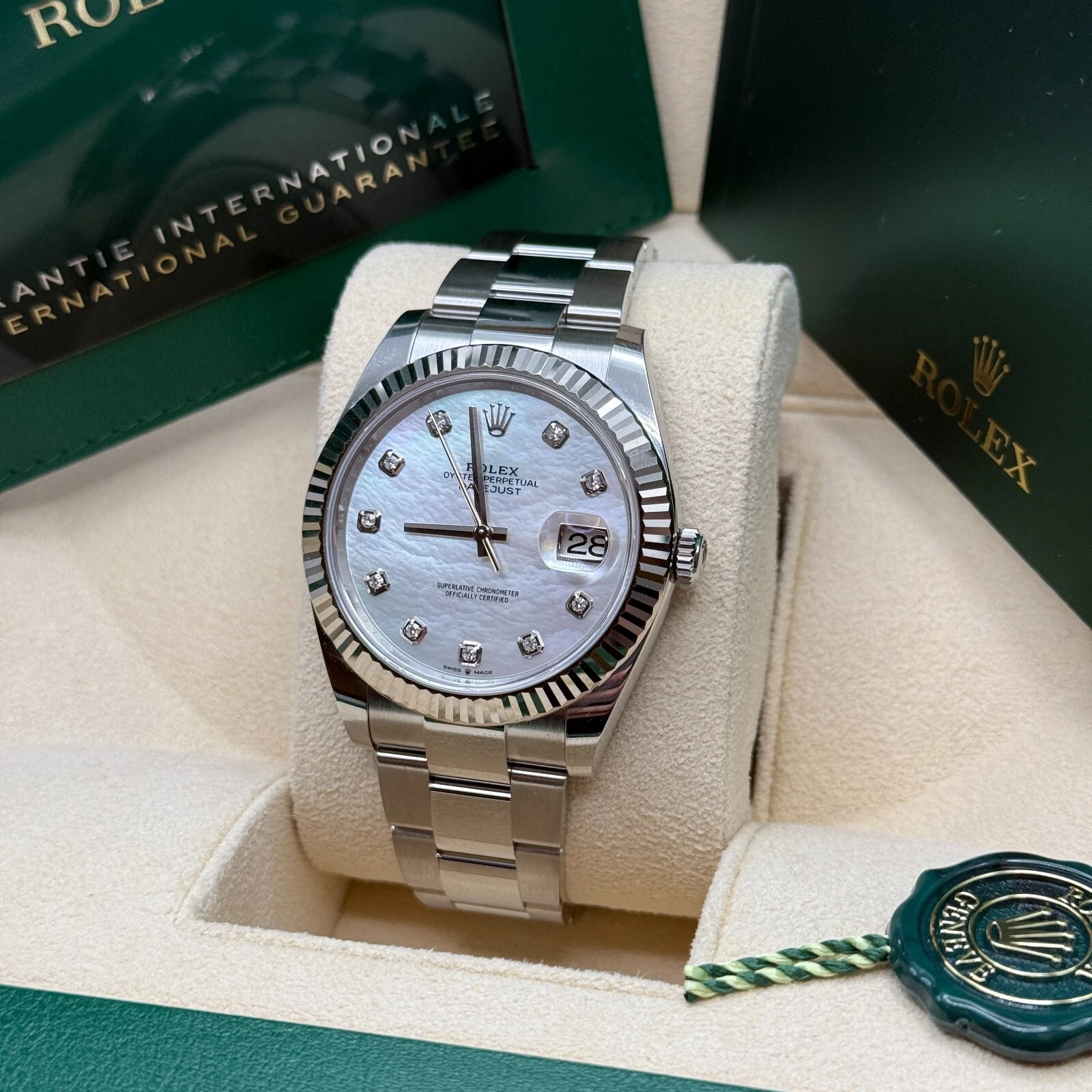 RLX  Datejust 41 Mother of Pearl Diamond Stainless Steel Fluted Oyster - 126334