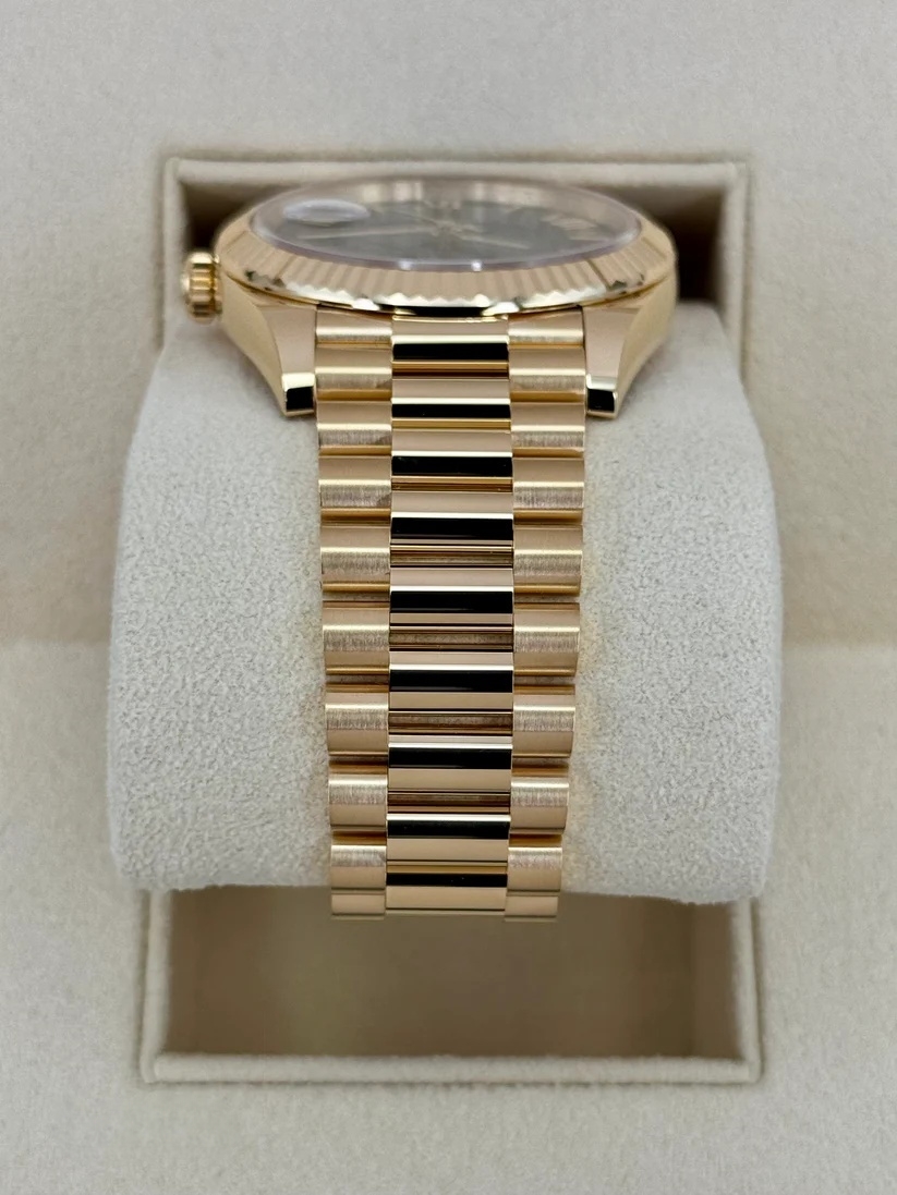 RLX  Yellow Gold President Day Date 40mm Green Roman Ombre Dial - 228238