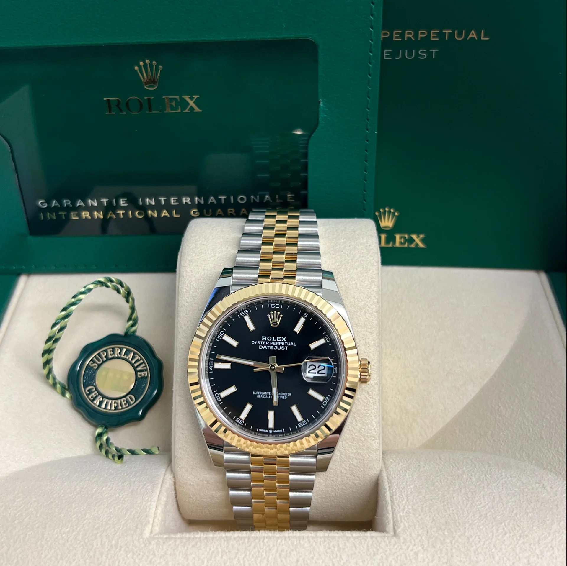 RLX  Datejust 41mm Two-Tone Yellow Gold Fluted Bezel Black Index Dial Jubilee - 126333