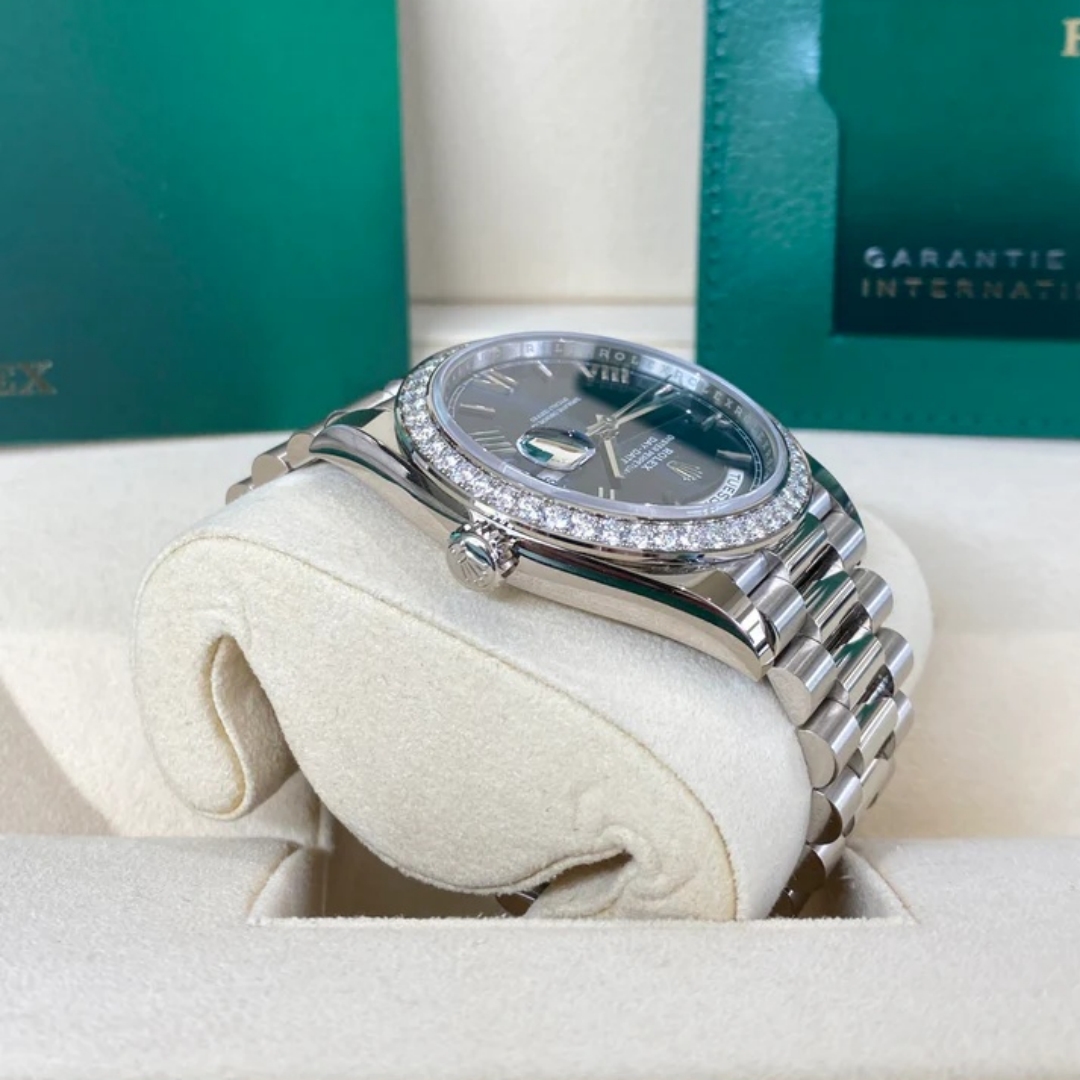 RLX  Day-Date 40mm 228349RBR-0005 Bright Blue Dial President Bracelet