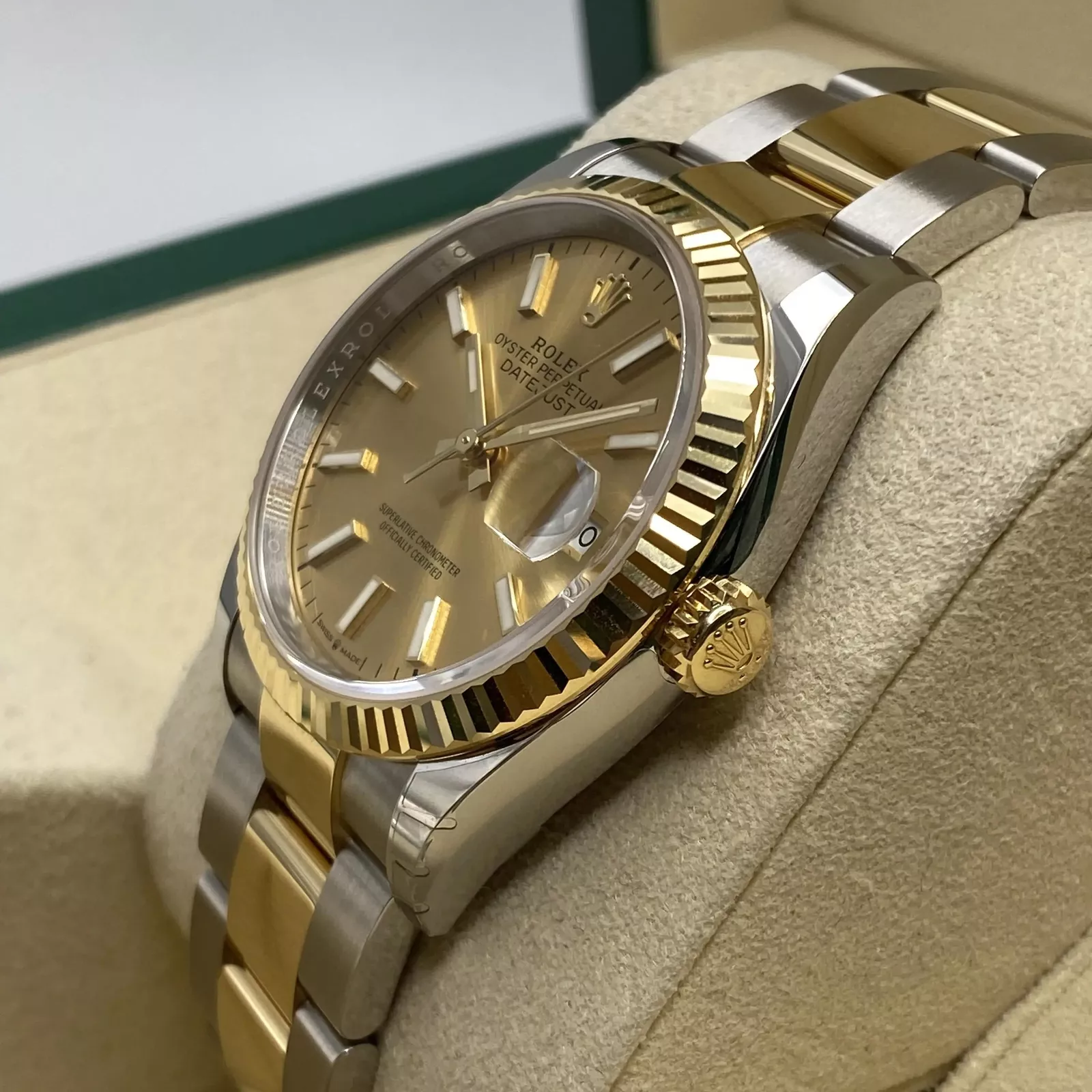 RLX  Datejust 36mm 126233 Champagne Dial Jubilee Bracelet Watch