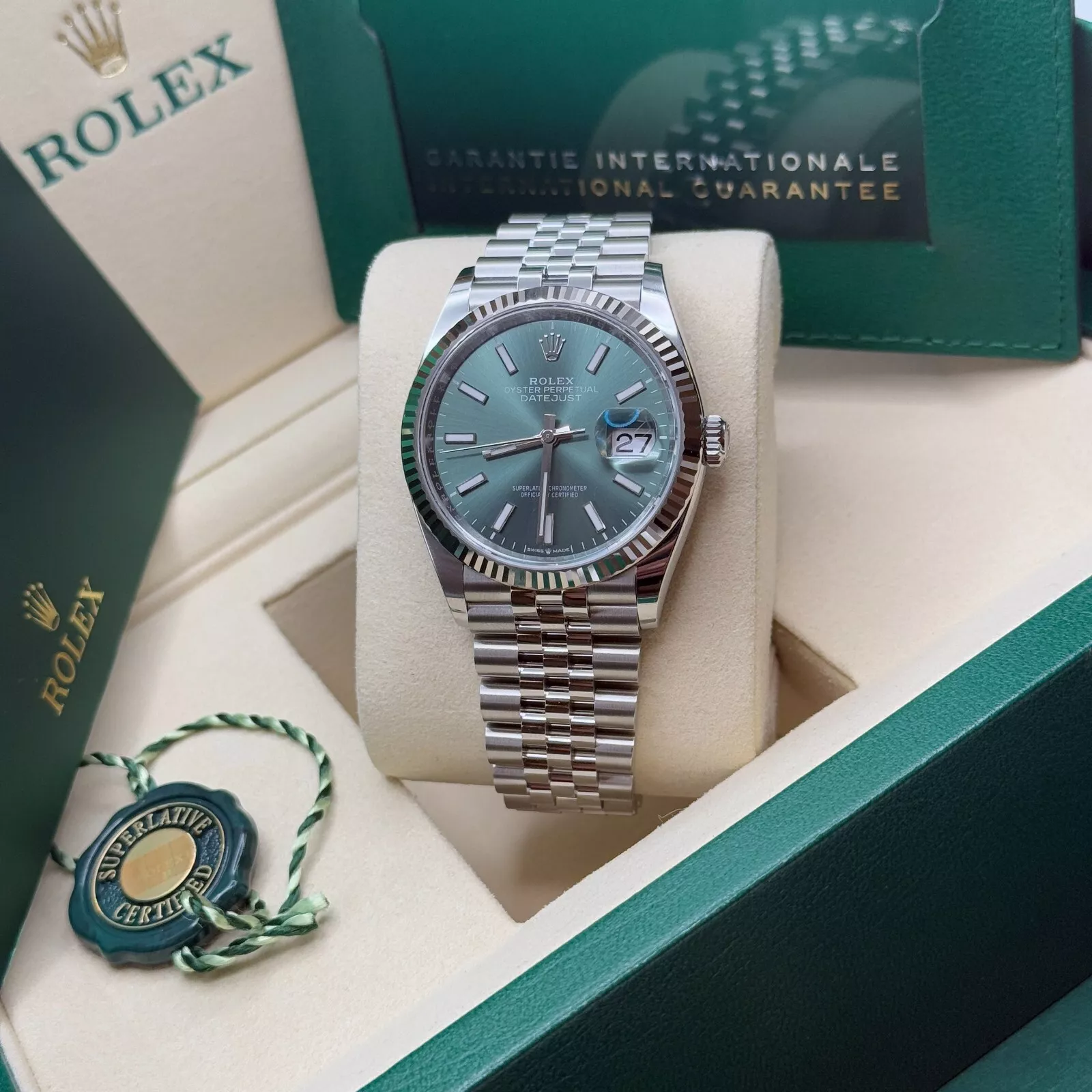 RLX  Datejust 41mm Mint Green Dial Jubilee Bracelet Watch - 126334