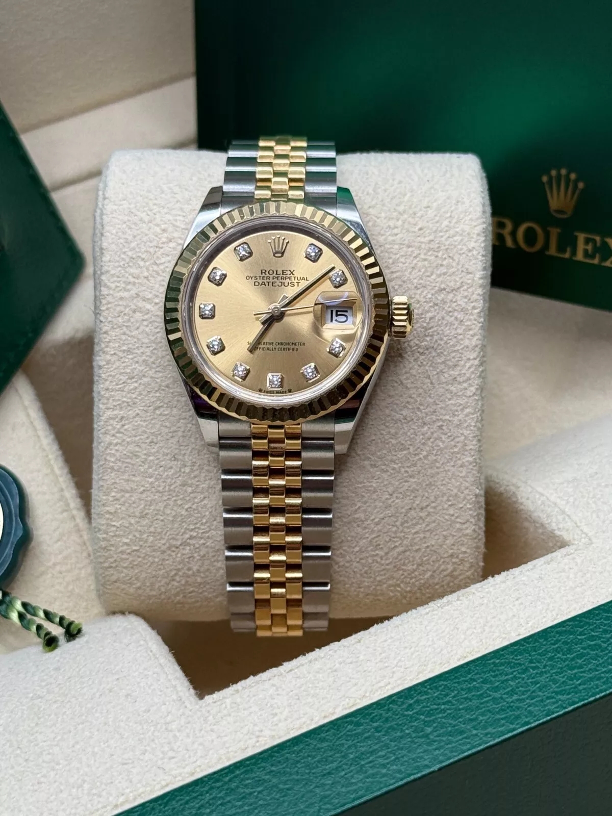 RLX Lady-Datejust 28mm 279173 Champagne Diamond Dial Oyster Bracelet