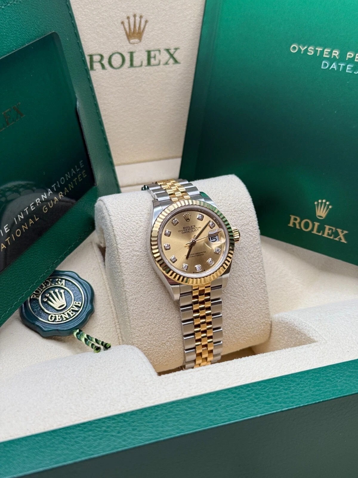 RLX Lady-Datejust 28mm 279173 Champagne Diamond Dial Oyster Bracelet