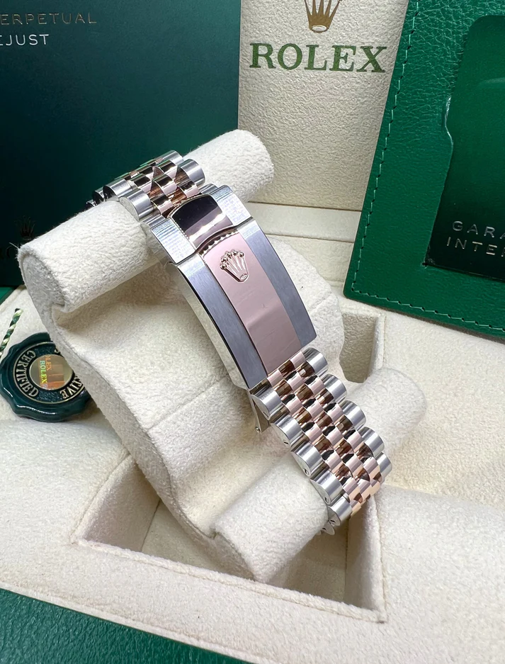 RLX  Datejust 36mm 126231 Rose Dial Oyster Bracelet