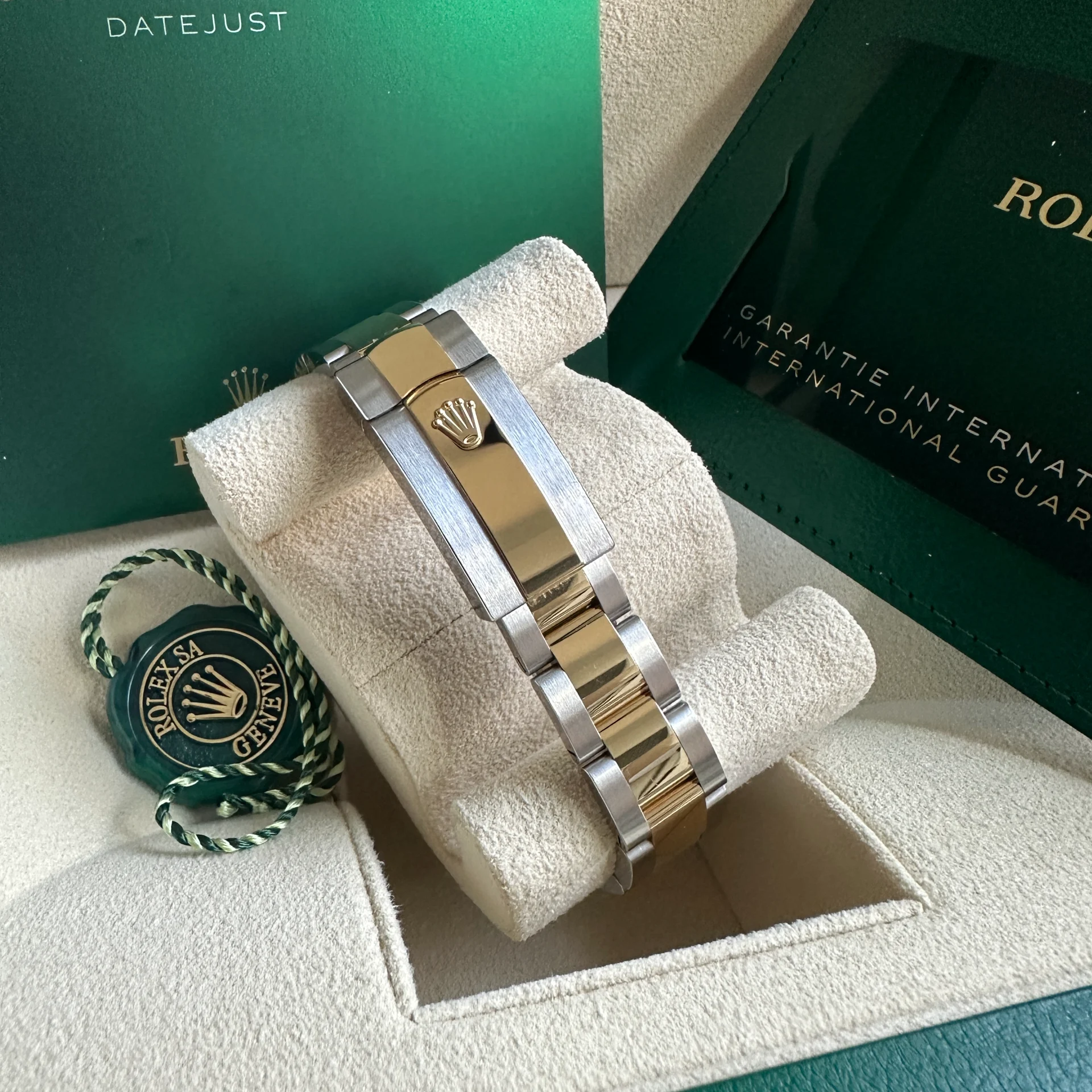 RLX Datejust m278273-0019/0020 31mm Silver Dial Stainless Steel and Yellow Gold Oyster Watch